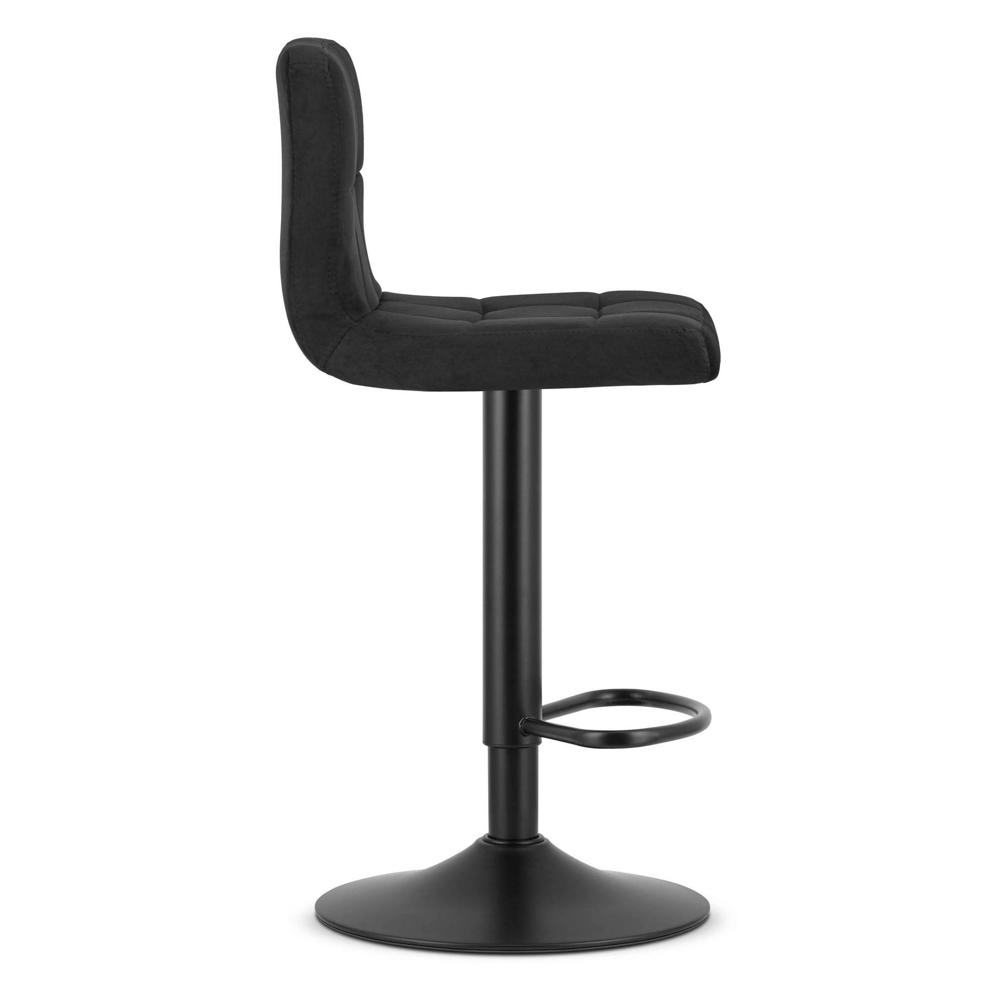 Stabilna podstawa z podnóżkiem - komfort i bezpieczeństwo