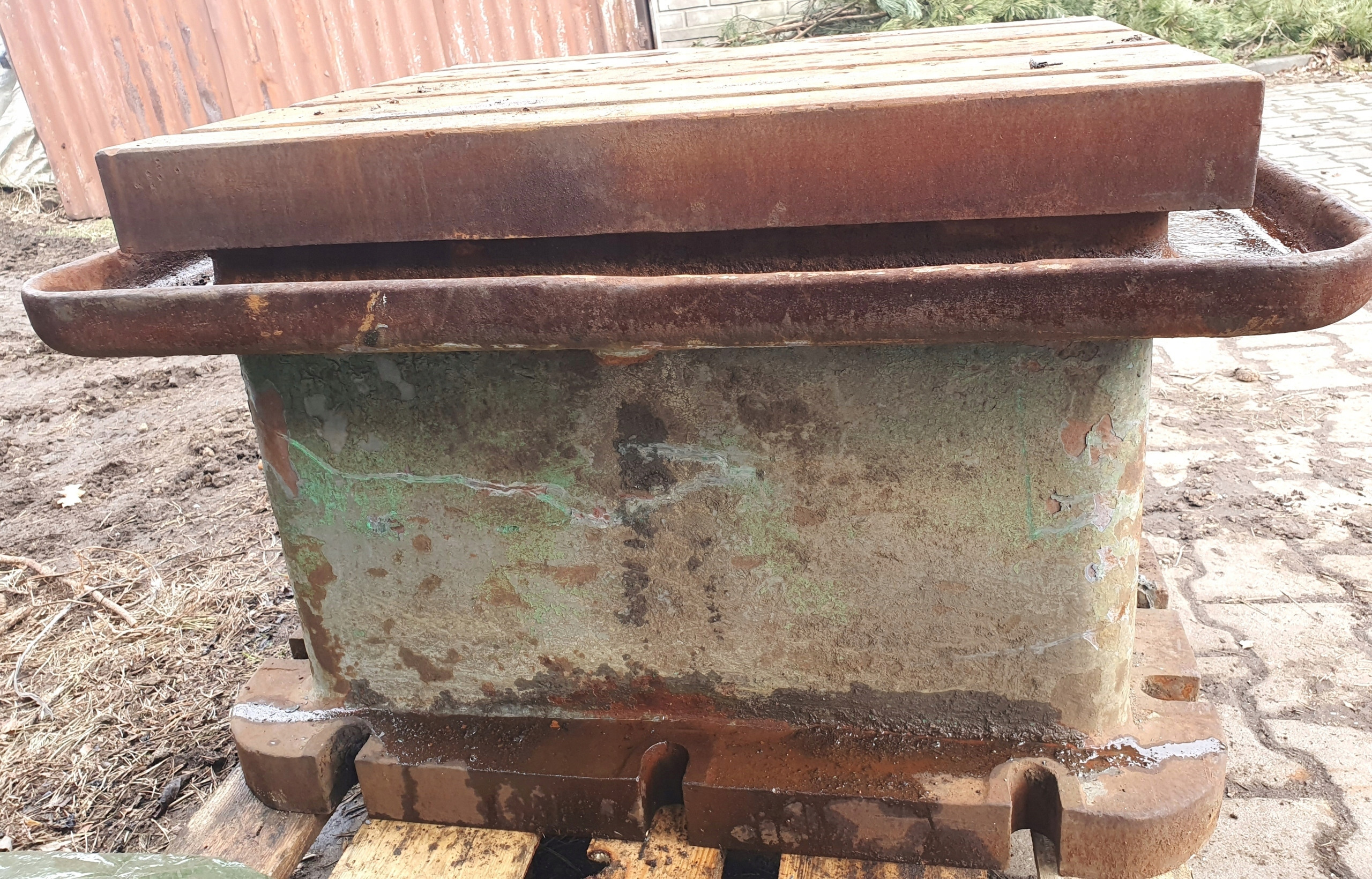 Stół warsztatowy HENRY – Idealne rozwiązanie do Twojego garażu i warsztatu