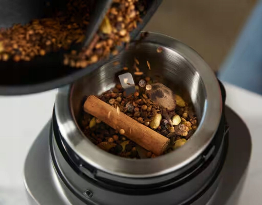 Precyzyjne mielenie przypraw i orzechów