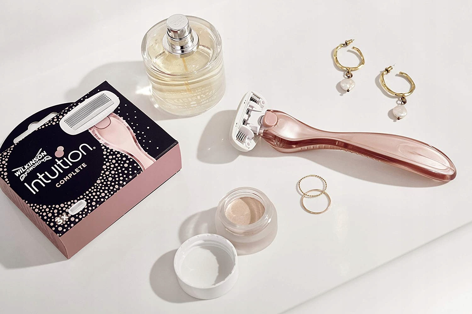 Nawilżający żel z kwasem hialuronowym dla gładkiej skóry