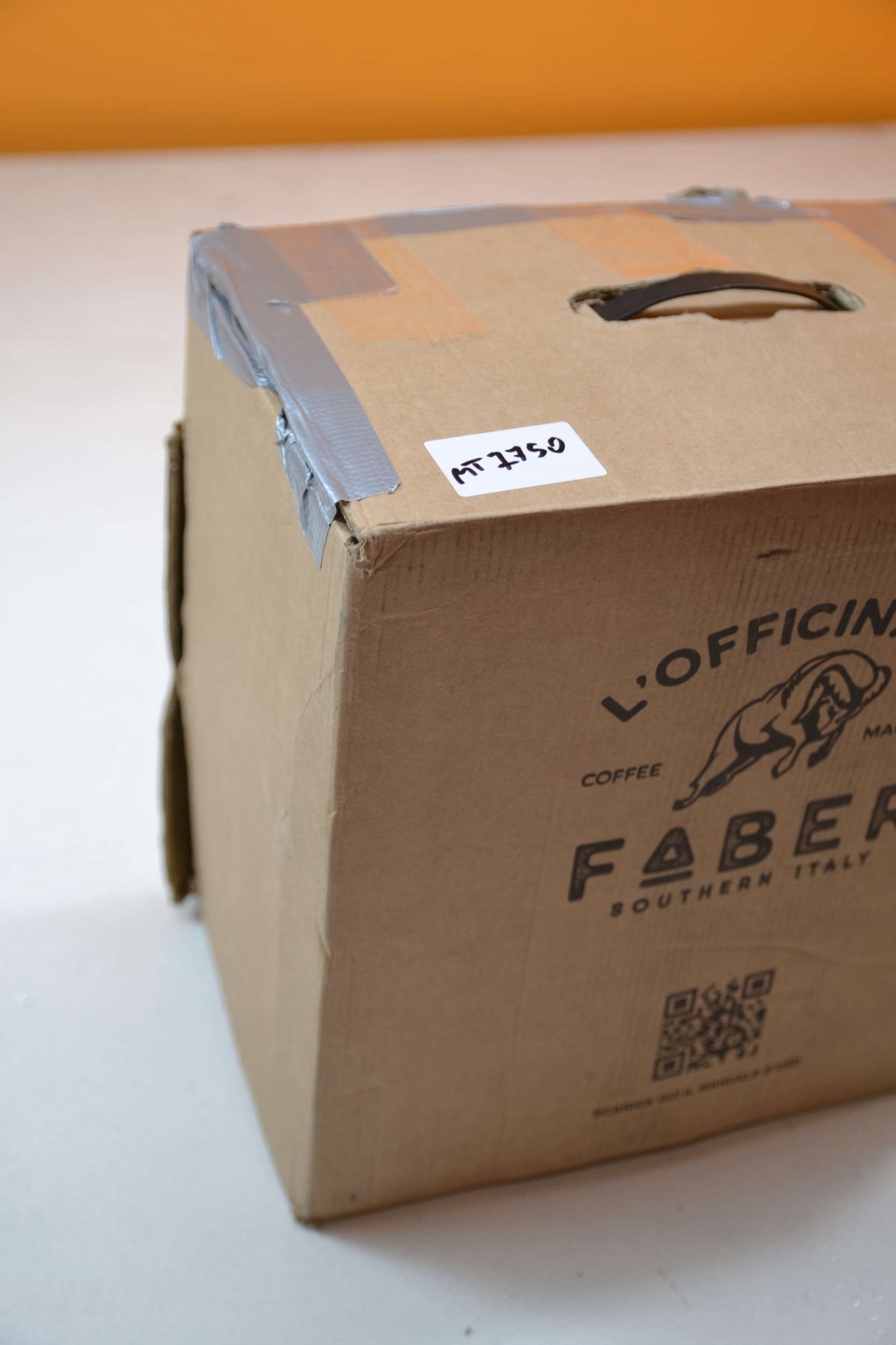 Półautomatyczny system parzenia kawy