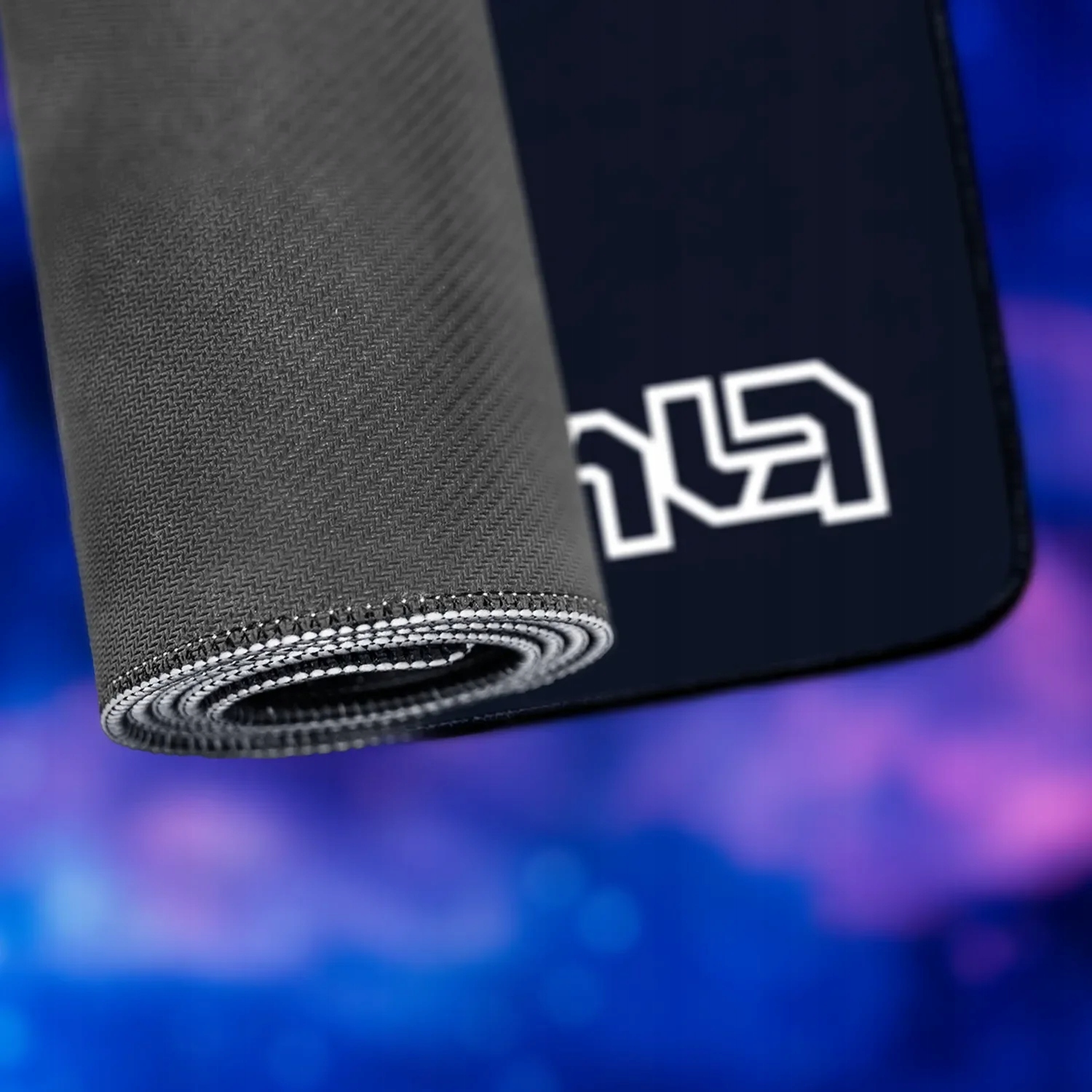 Antypoślizgowa gumowa podstawa – Stabilność na każdym rodzaju podłogi