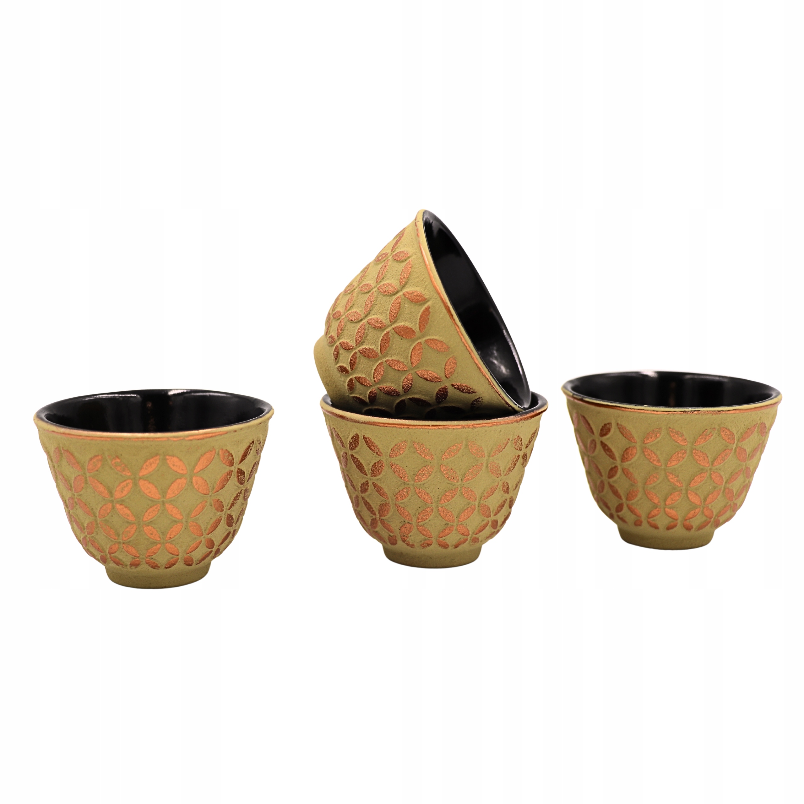 Zestaw z Czarkami – Komfortowe Picie Herbaty w Gronie Najbliższych