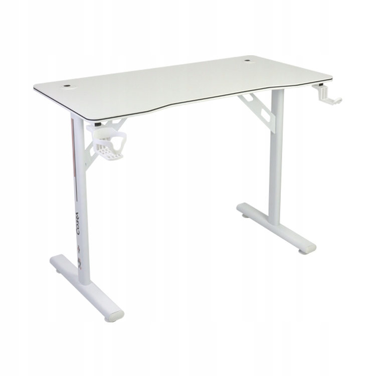 Organizacja kabli i akcesoriów – Uporządkowana przestrzeń do gry