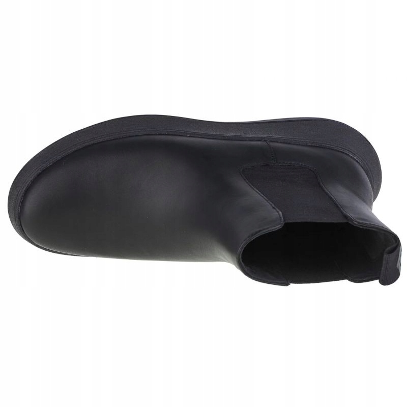 Wysoka cholewka dla dodatkowego wsparcia