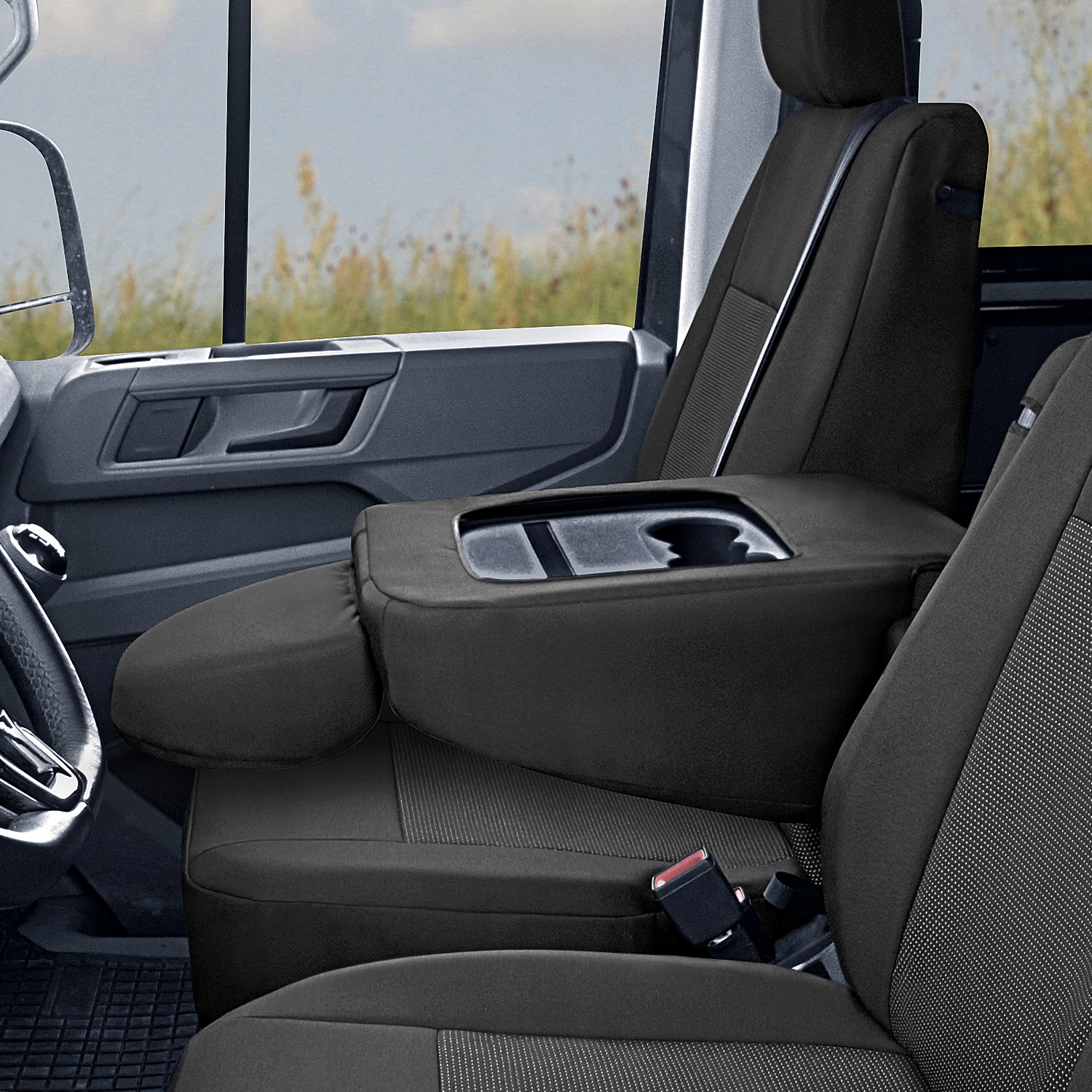 Dedykowane pokrowce do modeli MAN TGE i VW Crafter II