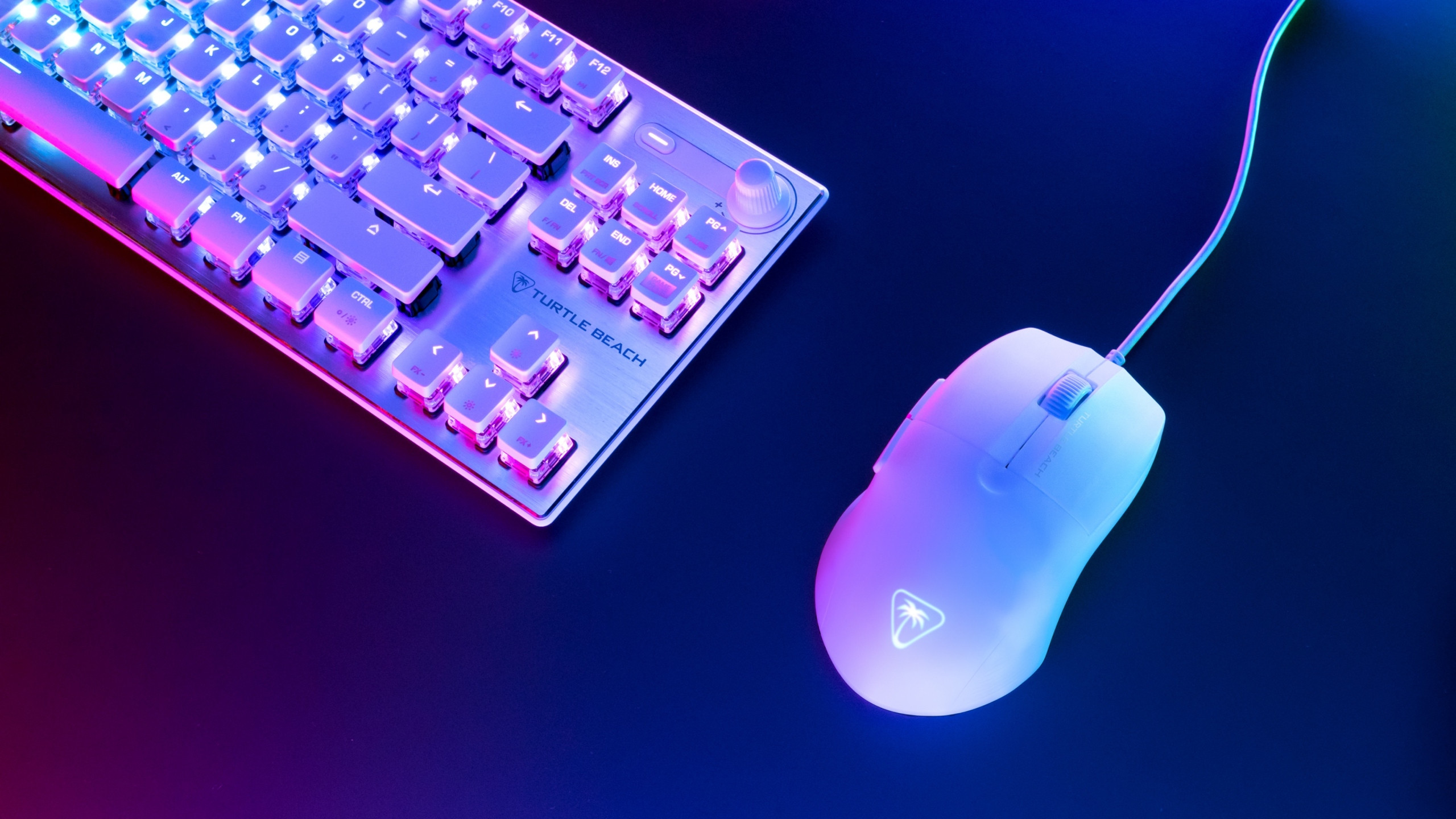 Wydajny czujnik PixArt PAW3318 z rozdzielczością 8000 DPI