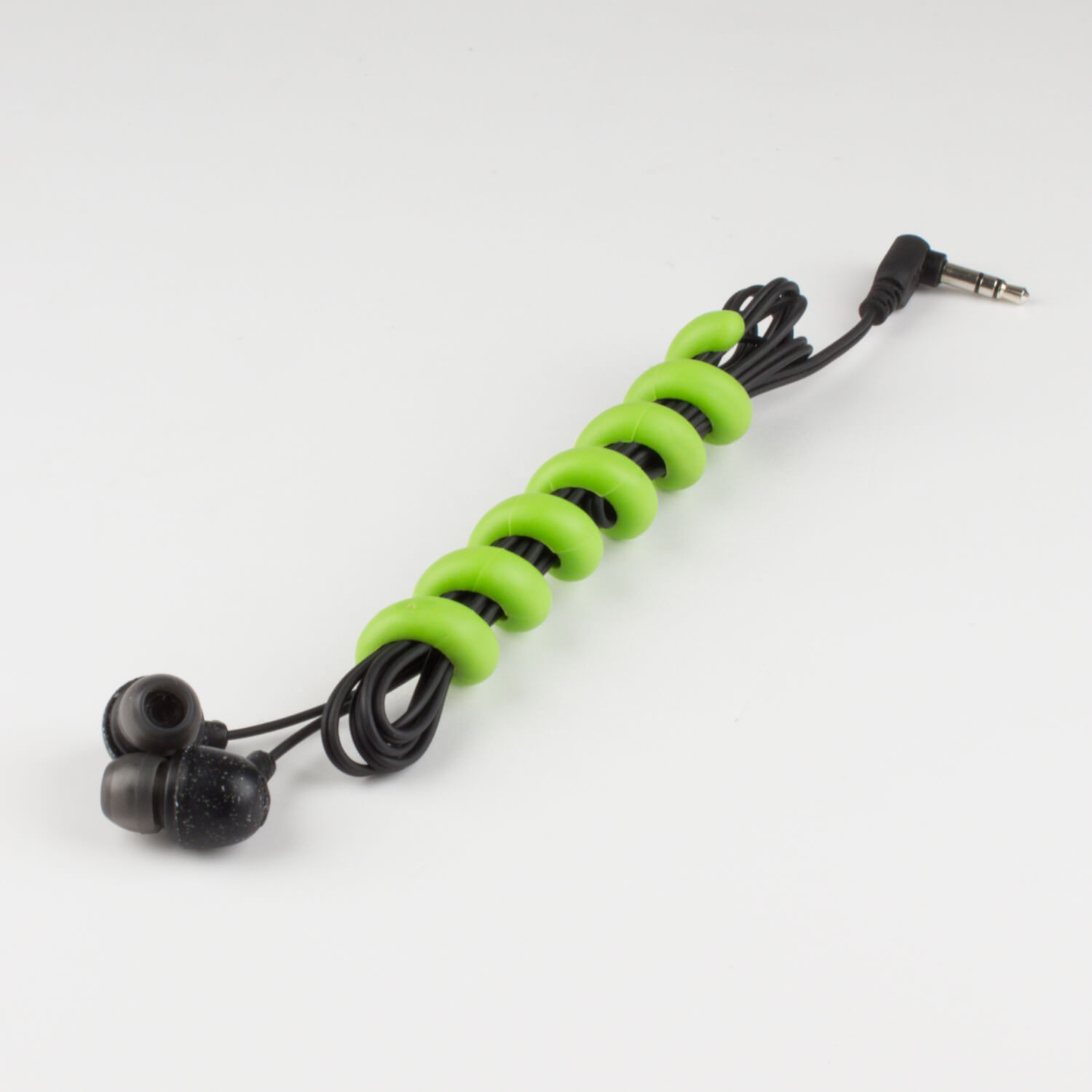 Estetyka i bezpieczeństwo – Uporządkuj swoje kable z Candy Cable