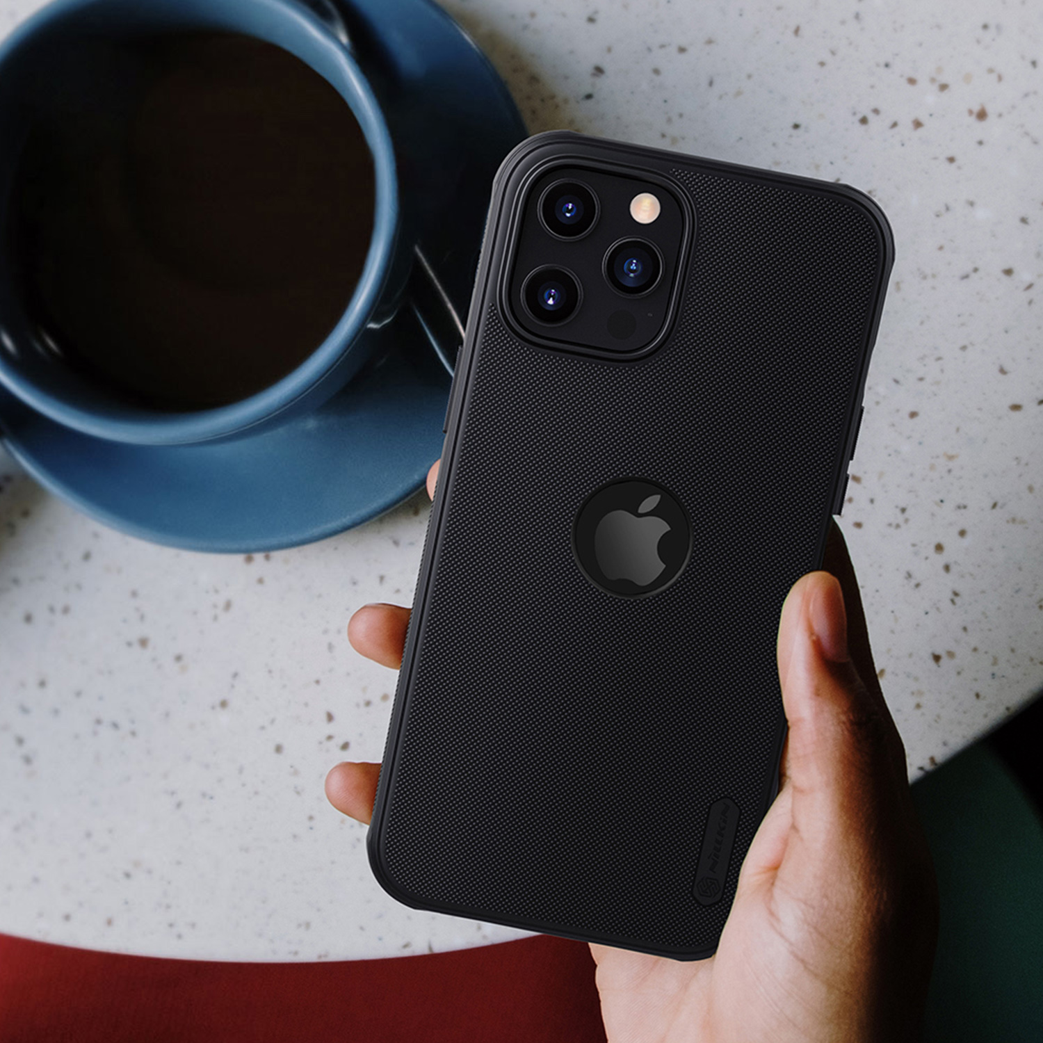Etui Nillkin Frosted Shield Pro Magnetic dla Apple iPhone 12 Pro Max - Zalety, które pokochasz. Zostań z serią Frosted Shield Pro Magnetic na dłużej!