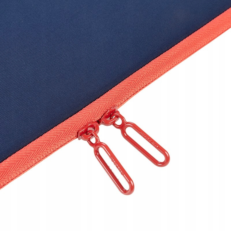 Wygodny suwak z podwójnymi zamkami