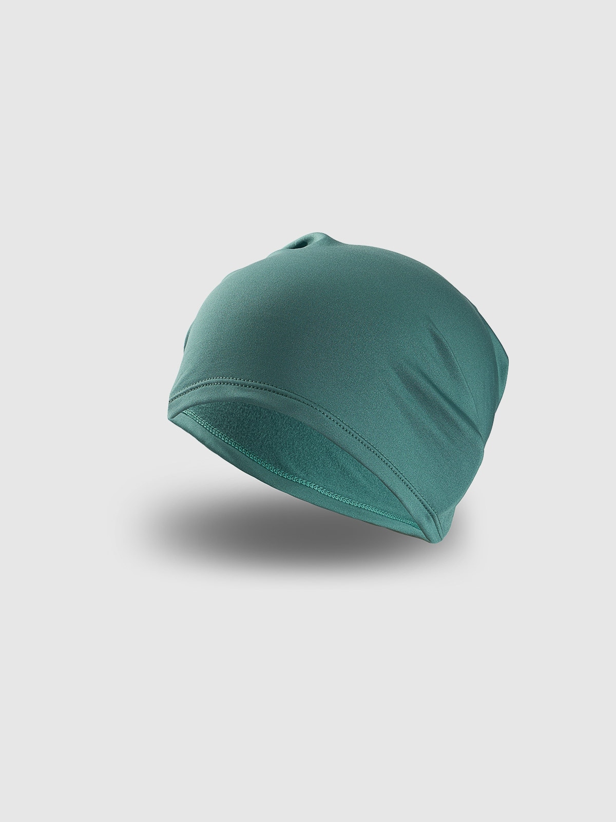 Wielofunkcyjny komin 4F – Komfort i ochrona w trudnych warunkach