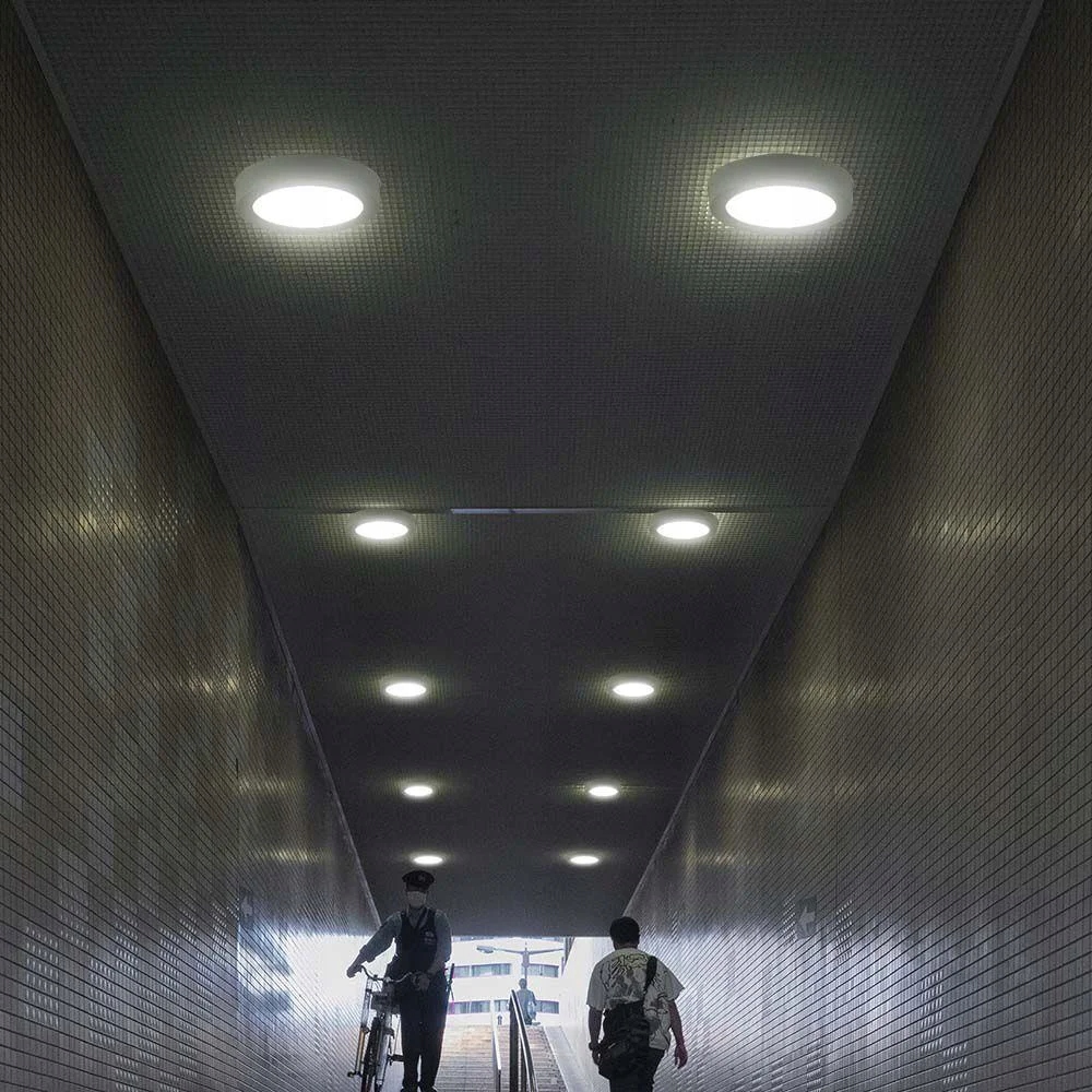 Elegancki i smukły design – Idealne do biur i przestrzeni komercyjnych