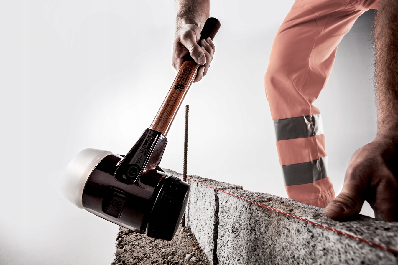 Ergonomiczny trzonek drewniany dla komfortu użytkowania