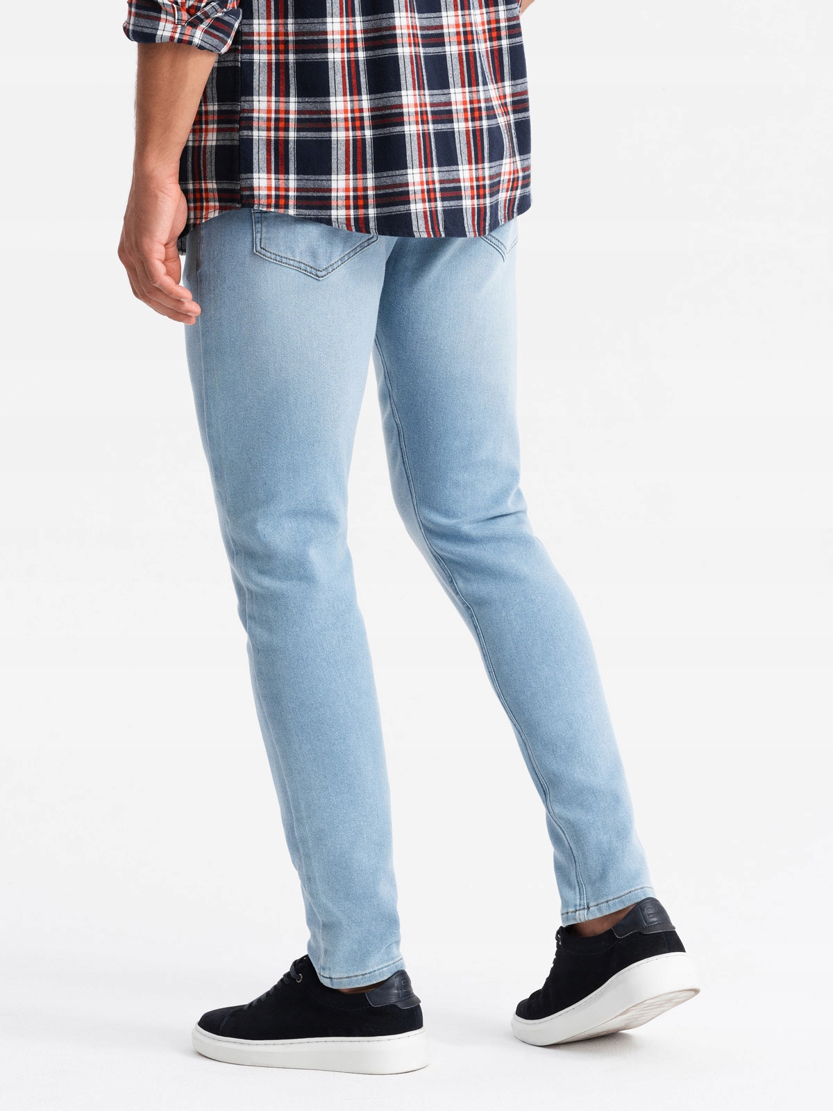 Styl slim fit – podkreśl swoją sylwetkę
