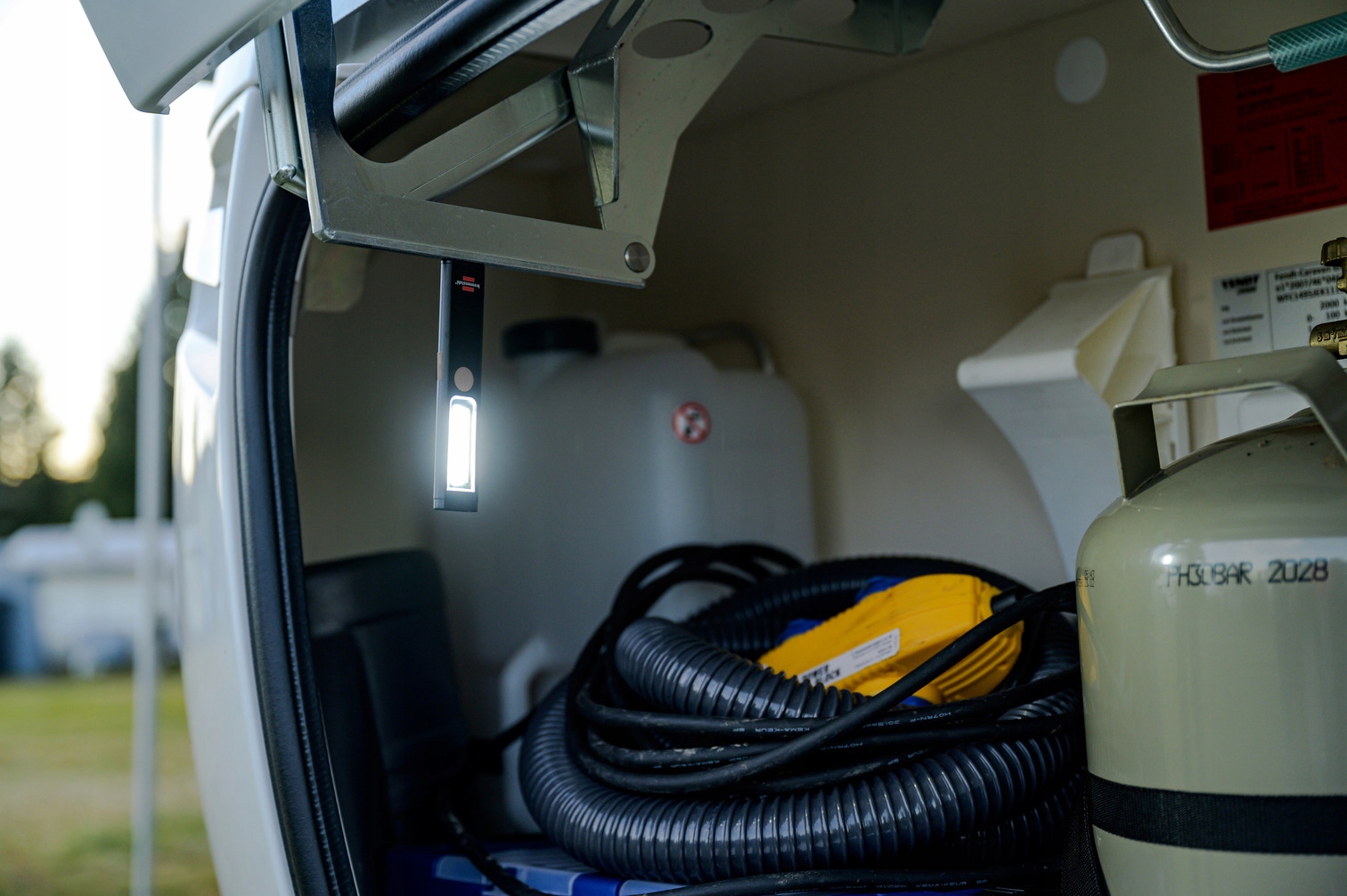 Idealna do użytku w ciemnych przestrzeniach