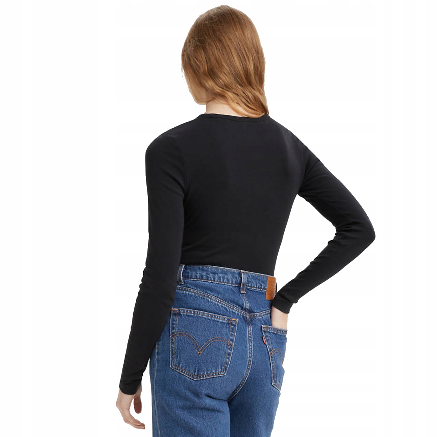 Modny design z logo Levi's