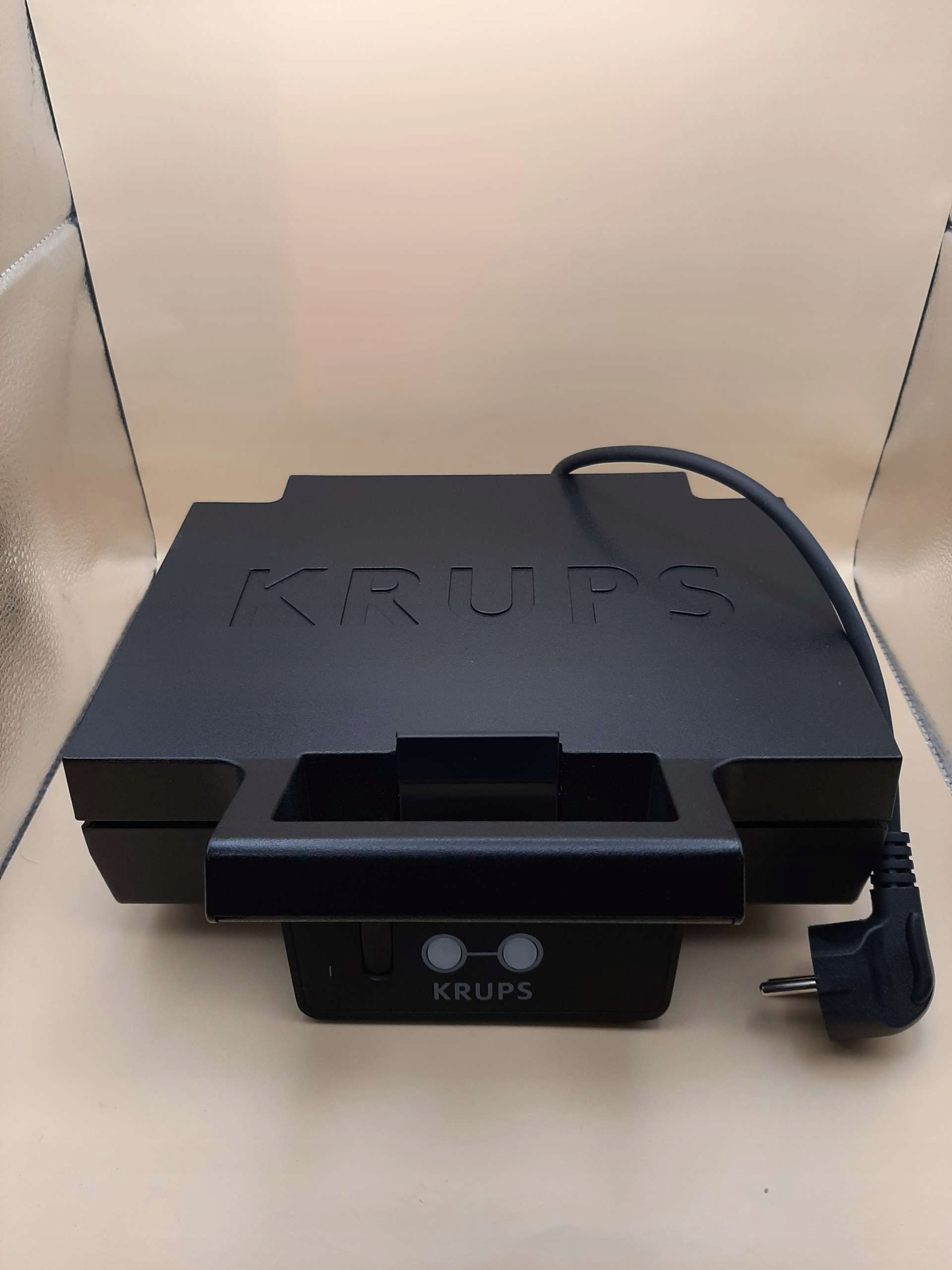 Wydajność 850 W dla perfekcyjnych tostów