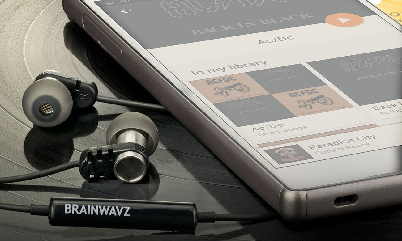 Dzwięk z słuchawek Brainwavz Omega