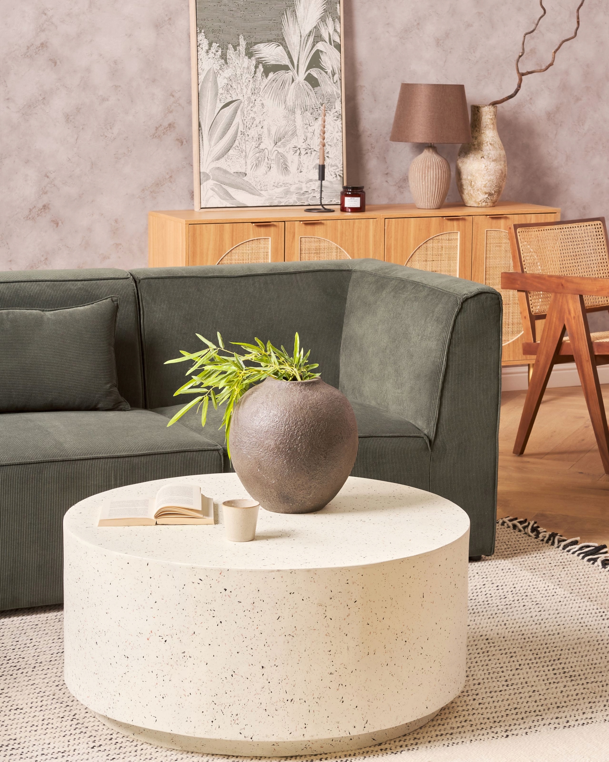 Unikalne cechy i zalety stolika kawowego TREZZO