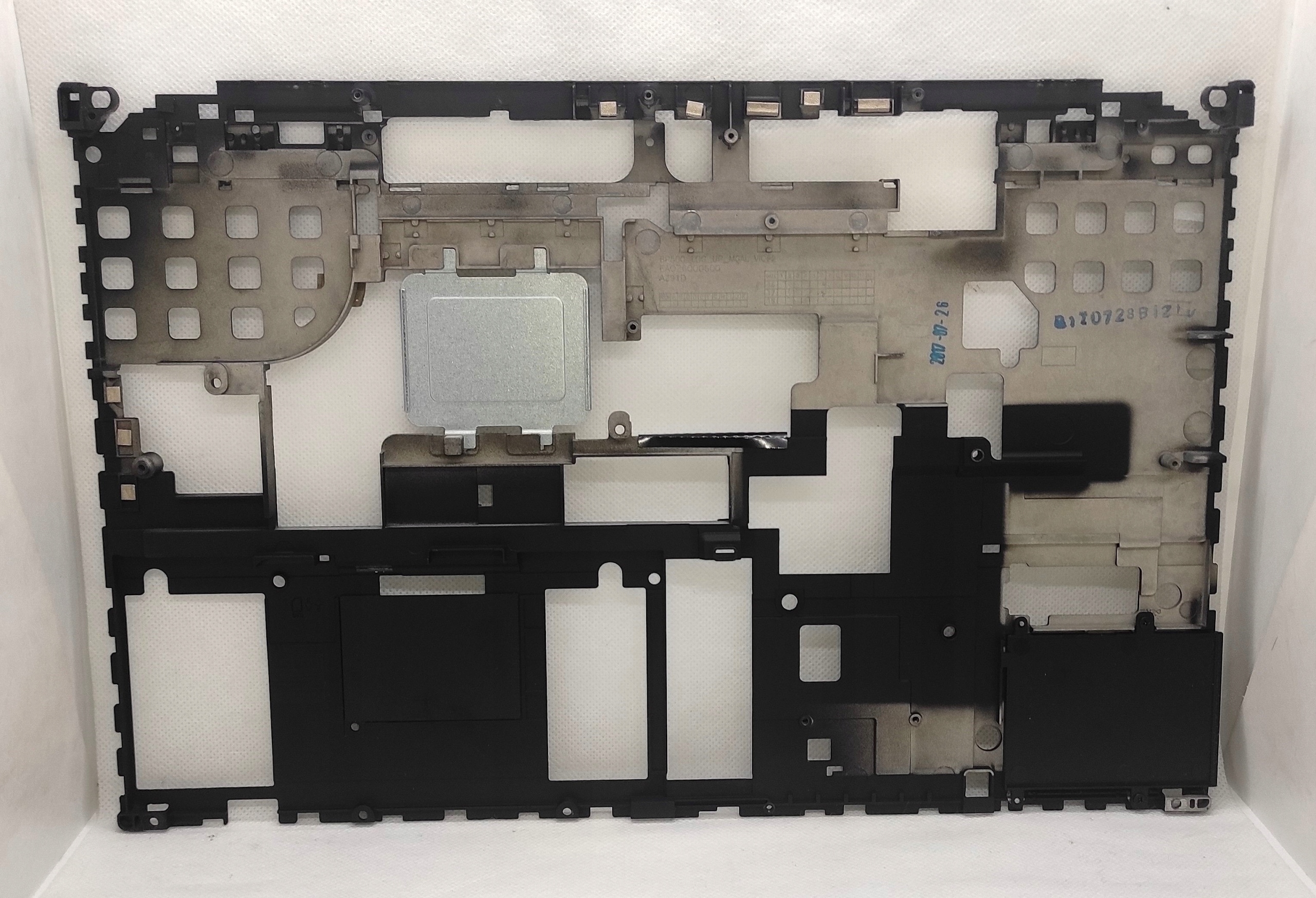 Kluczowe cechy płyty głównej Lenovo 01LM272