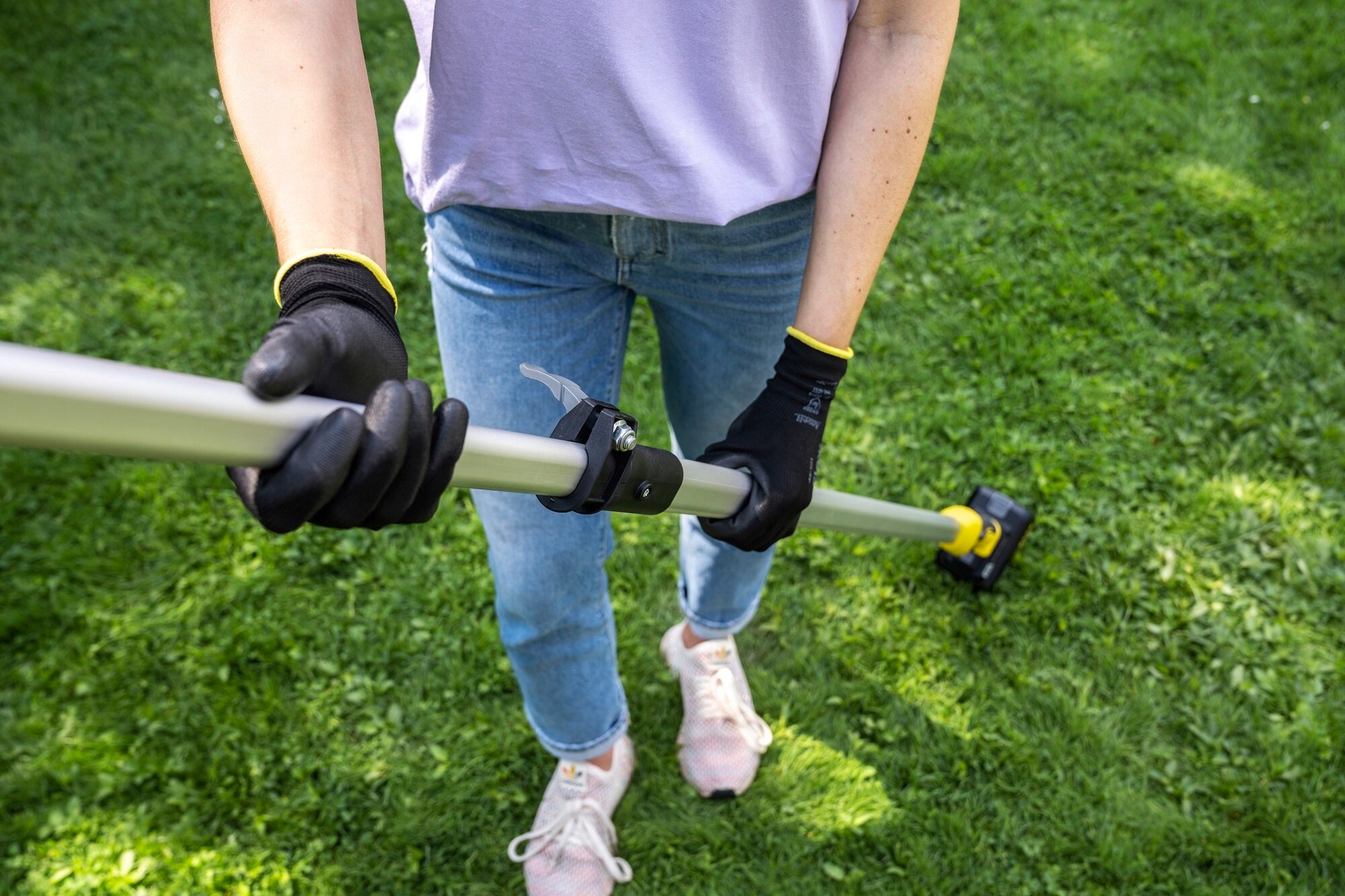 Regulacja kąta cięcia – Wygodne dostosowanie do potrzeb