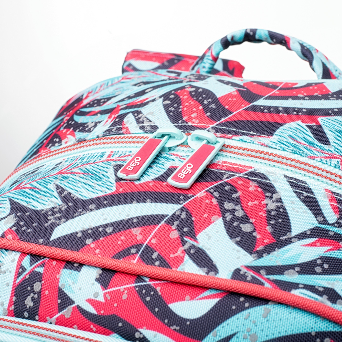 Elementy odblaskowe zwiększające bezpieczeństwo