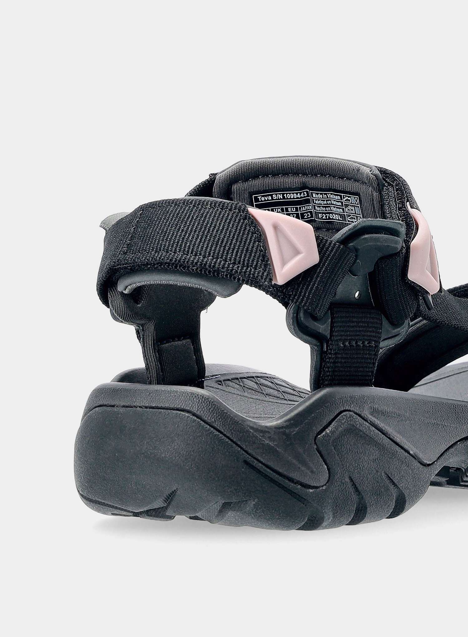 Technologia Repreve® – Syntetyki z recyklingu dla lepszej przyszłości