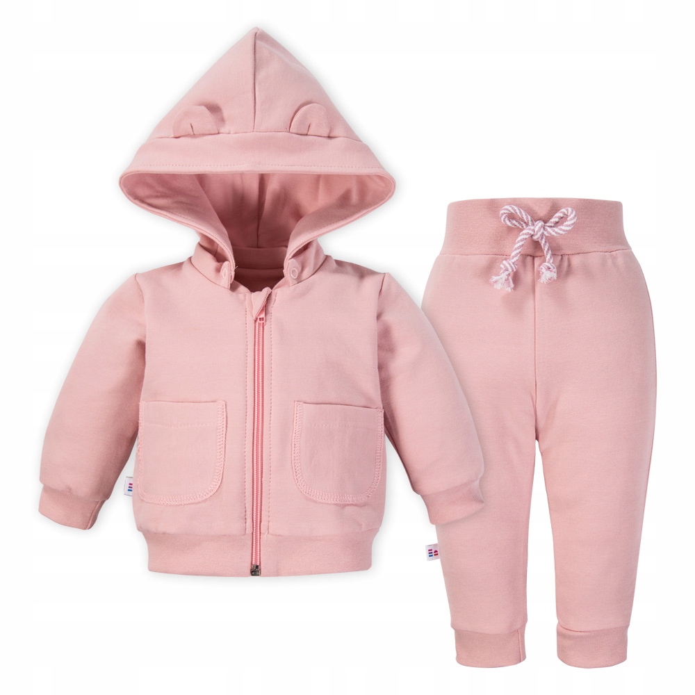 Dres dziecięcy Fluffy Tails - róż 116 Eevi – Komfort i styl dla najmłodszych