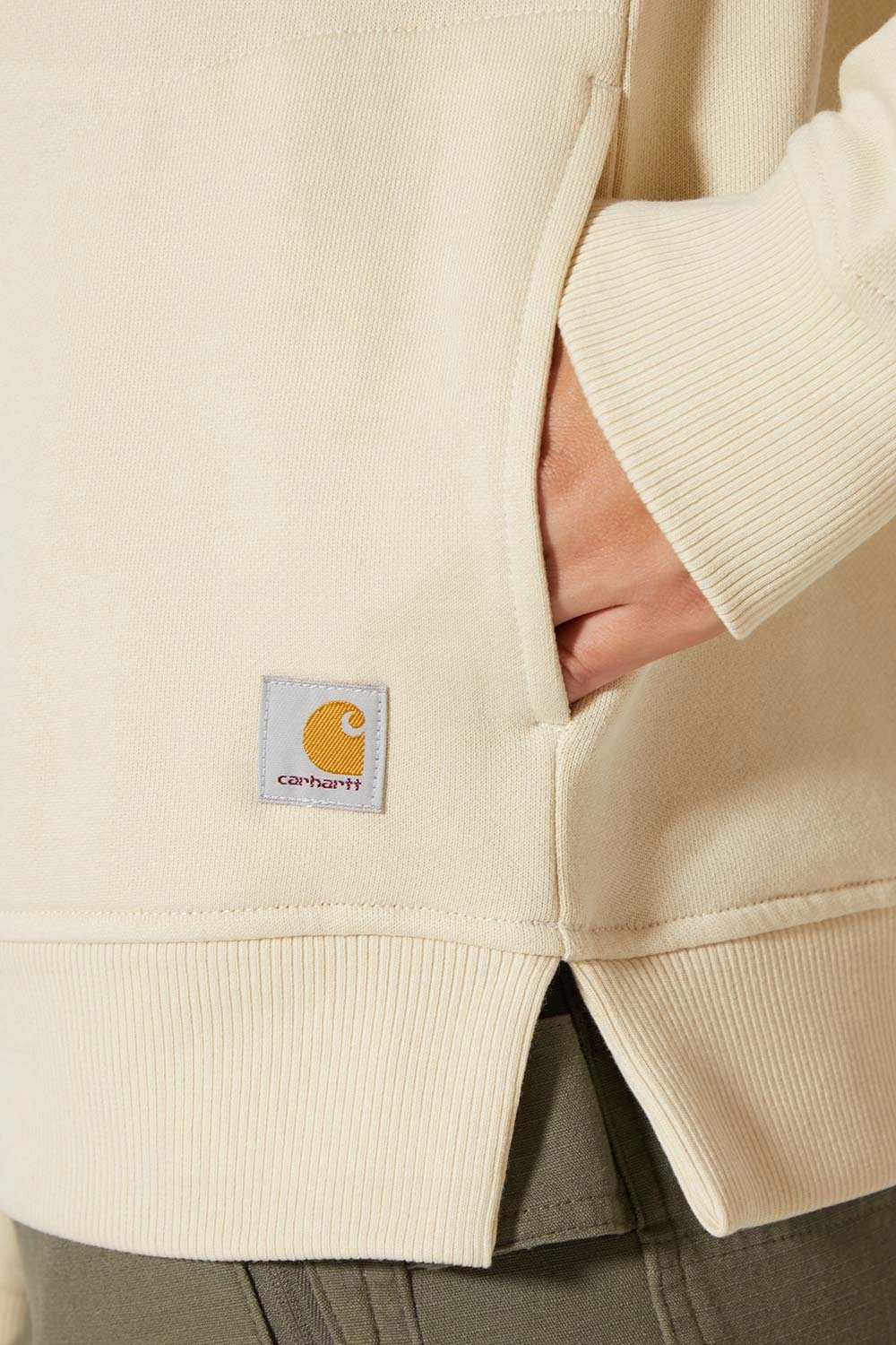 Klasyczny design i trwałość marki Carhartt