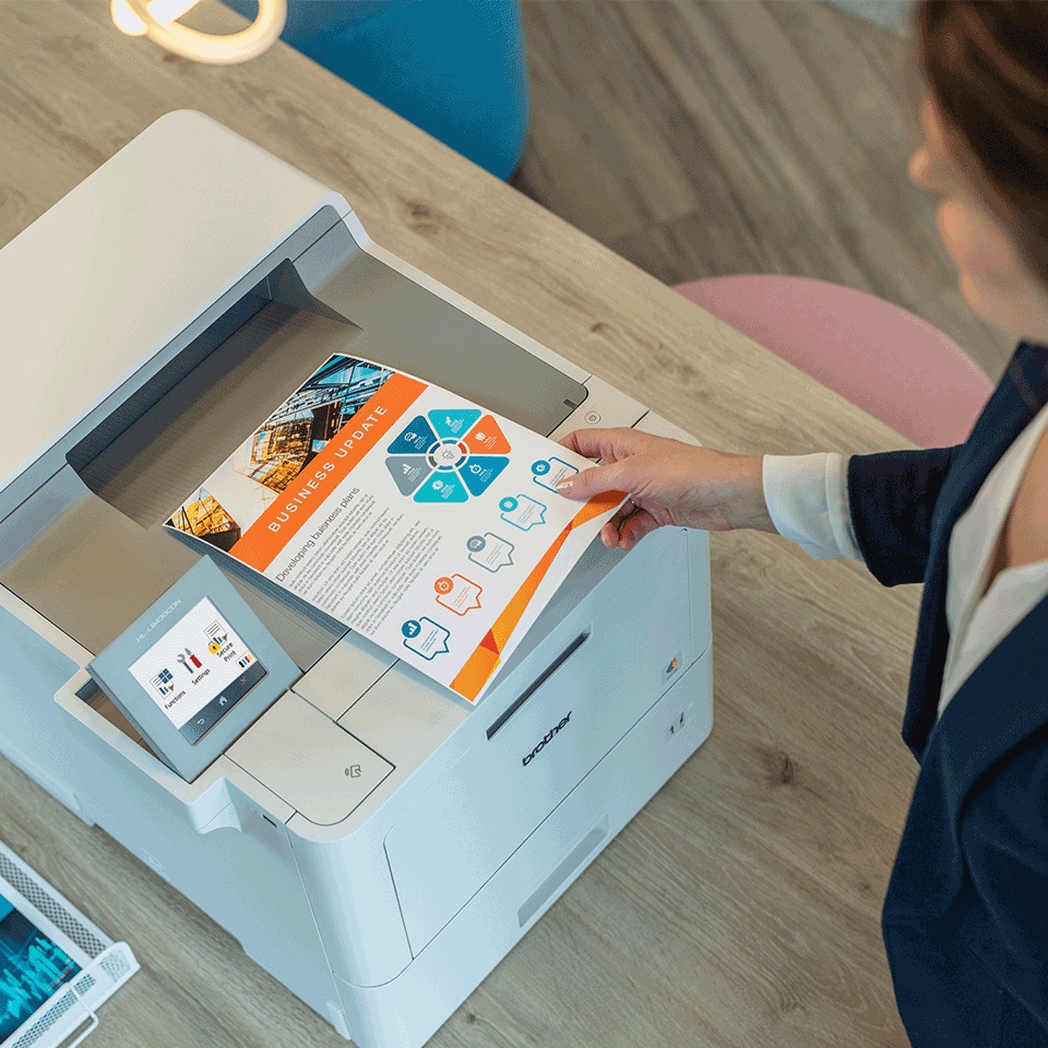 Obsługa różnych formatów papieru i nośników
