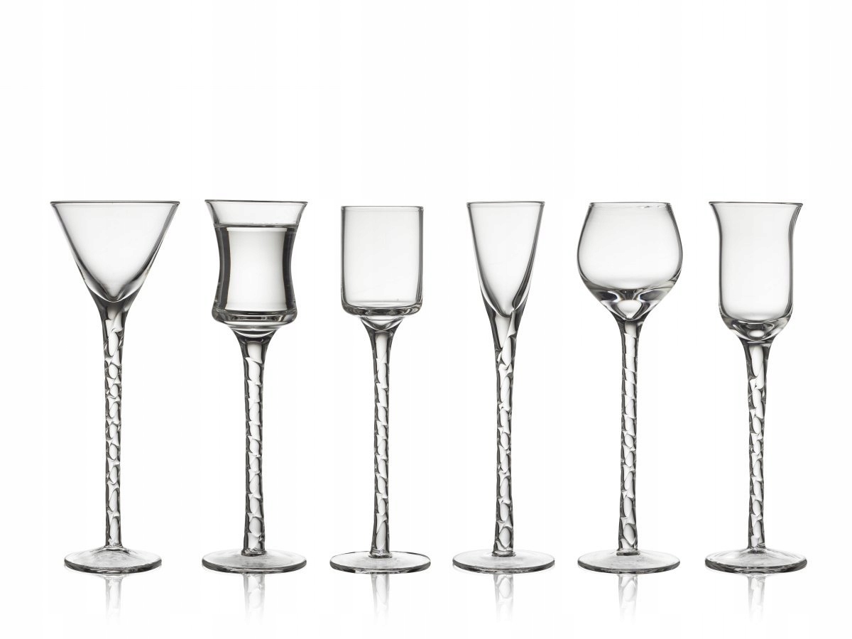 Kieliszki do wódki Aquavit Rom transparentne 27585 – Elegancja i funkcjonalność w jednym