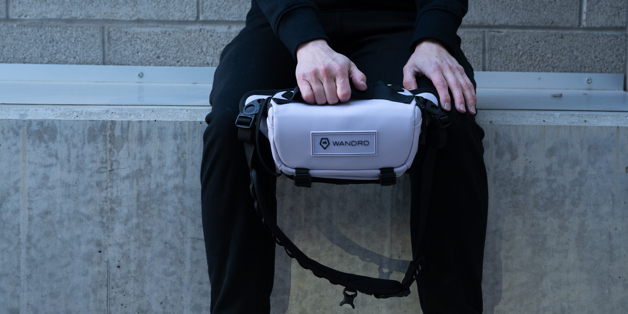 Torba fotograficzna Wandrd Rogue Sling 3 l - granatowa - Nie tylko dla fotografów i twórców video