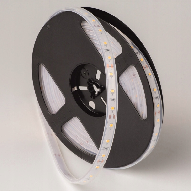 Efektywność energetyczna – 300lm/m przy 11W