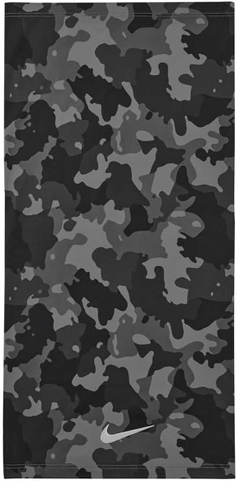 Wszechstronny design – Jak nosić komin DRI-FIT?