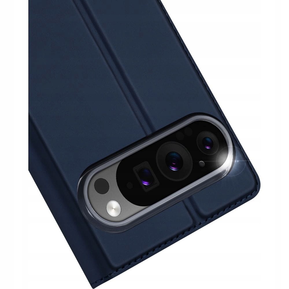 Stylowy design – niebieskie etui, które wyróżnia się na tle innych