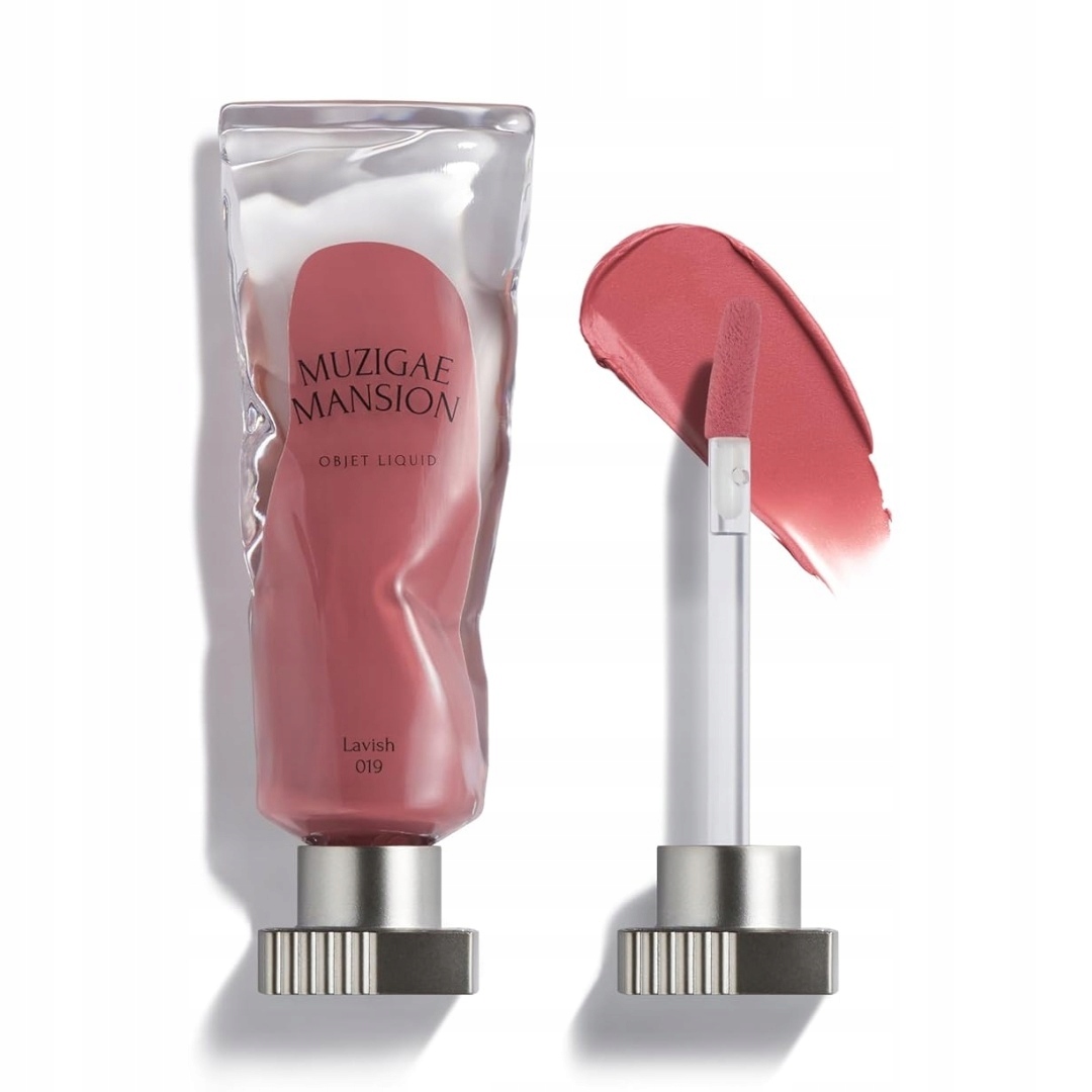 Efekt aksamitnego, rozmytego matu – Klucz do perfekcyjnych ust