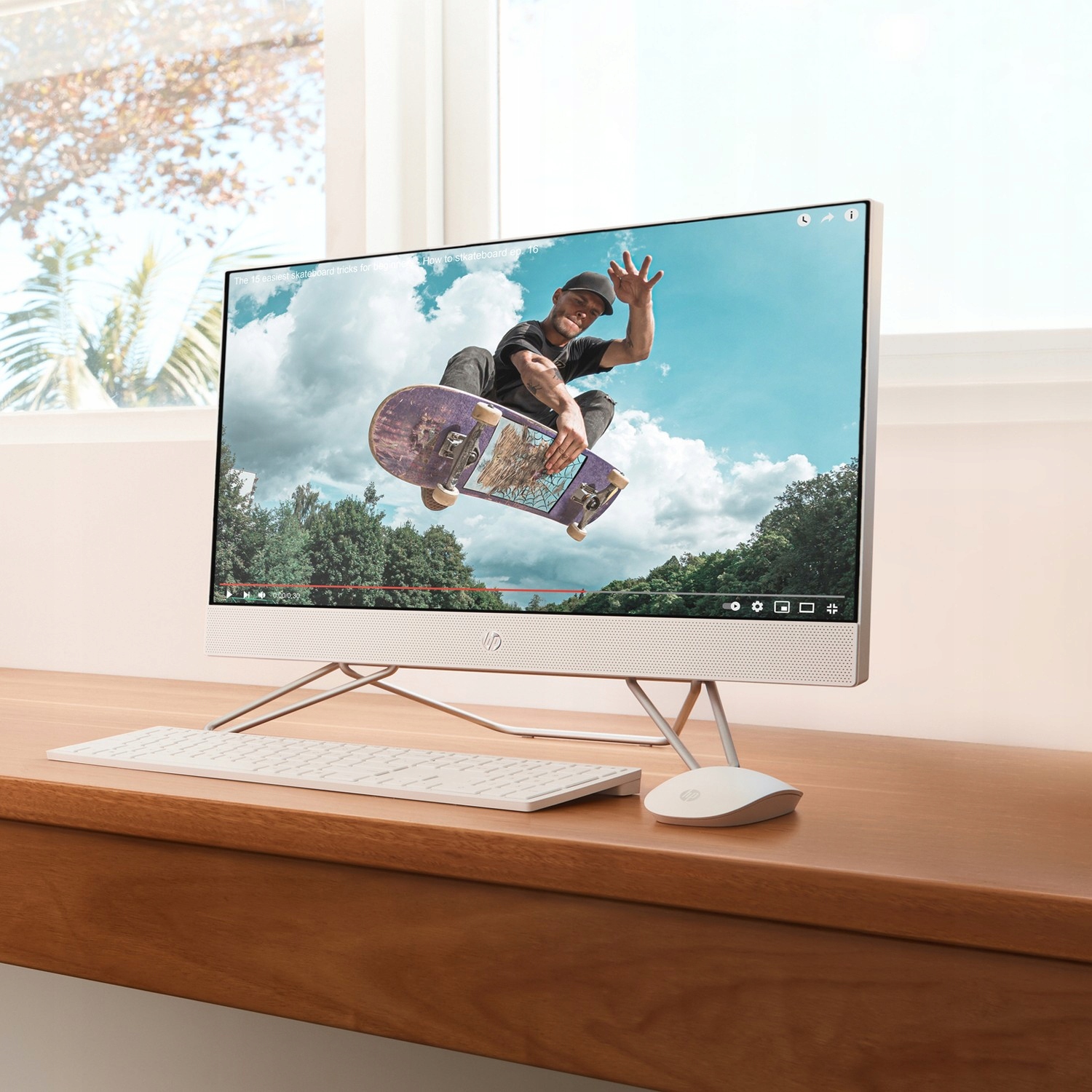 Ekran Full HD 23,8' z matową powłoką