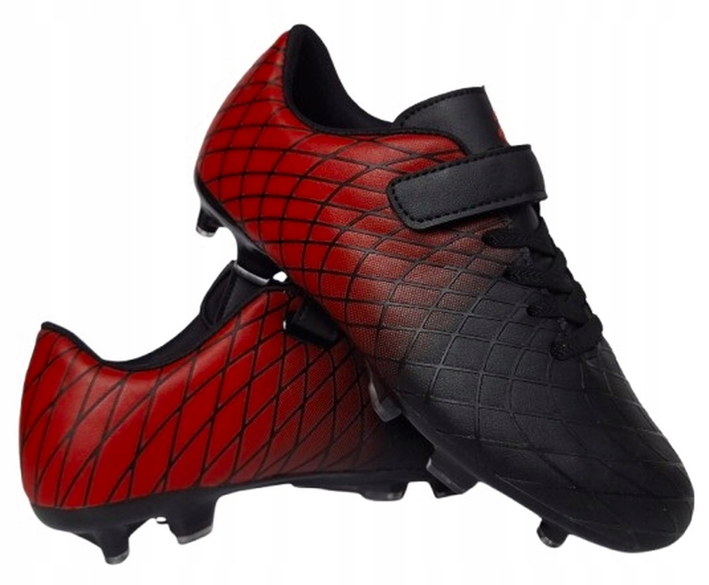 Kolorystyka i design – Czarno-wiśniowe buty dla chłopców