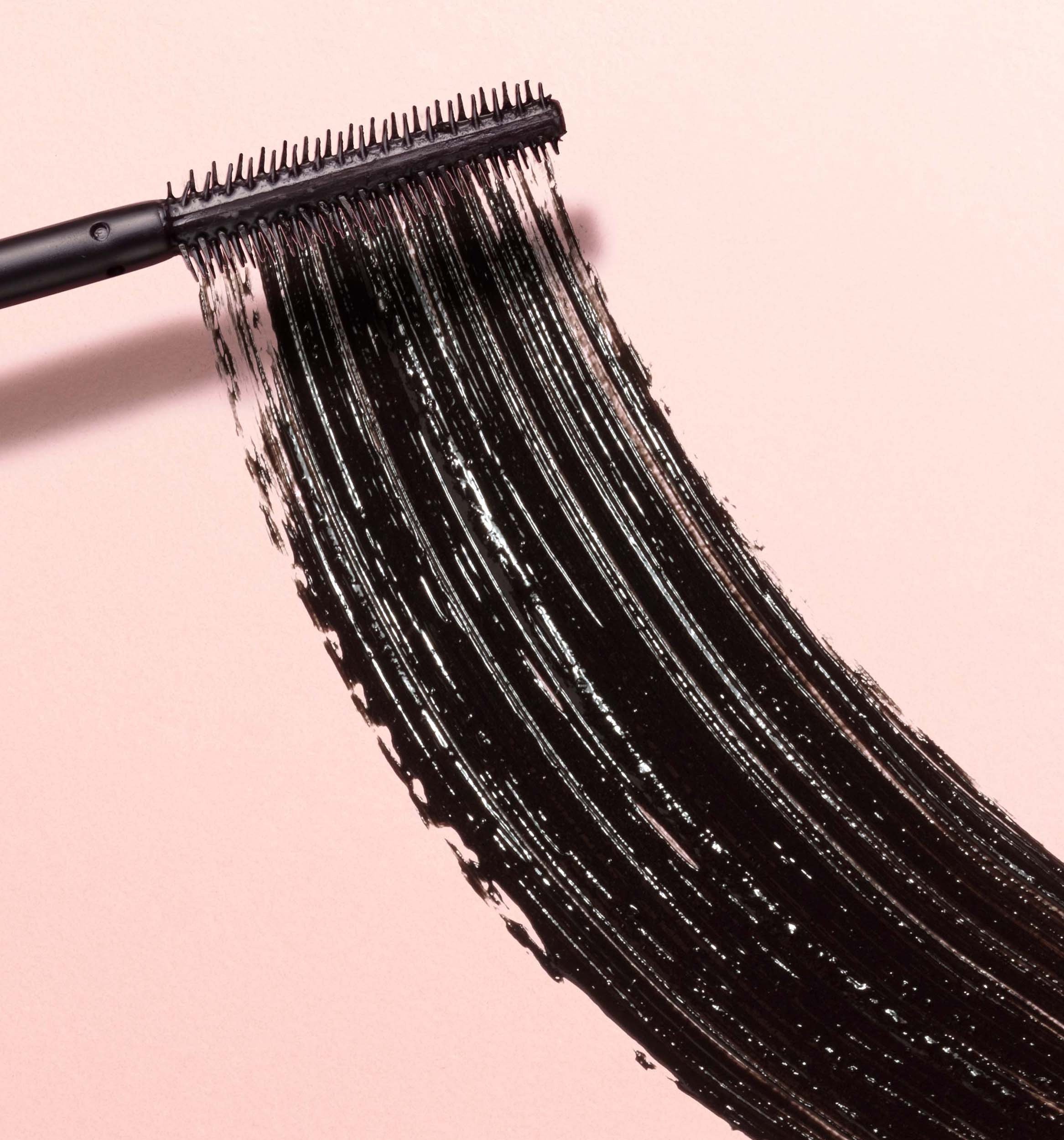 Aplikator „Sky-Lift” dla perfekcyjnego wydłużenia i definiowania