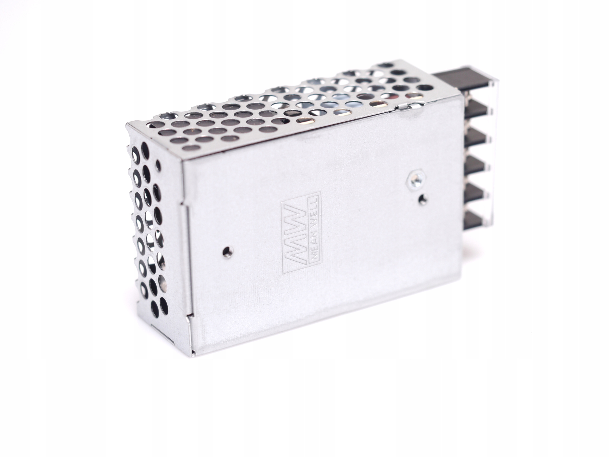 Zabezpieczenia przed przeciążeniem i zwarciem