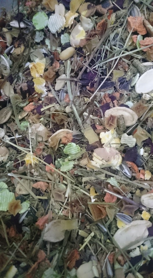 Naturalny skład z dużą ilością warzyw i ziół