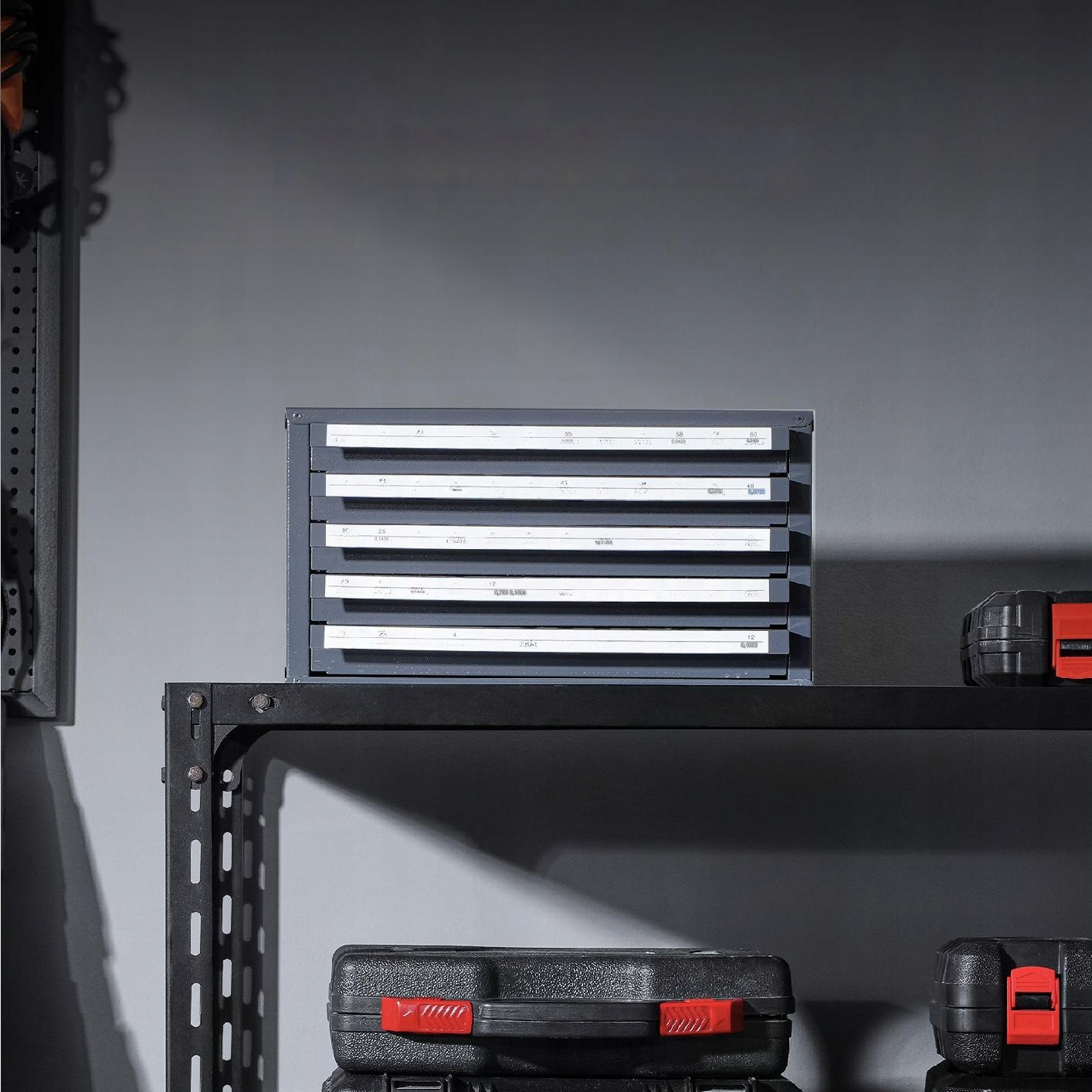 Możliwość układania na stos – Oszczędność miejsca w warsztacie