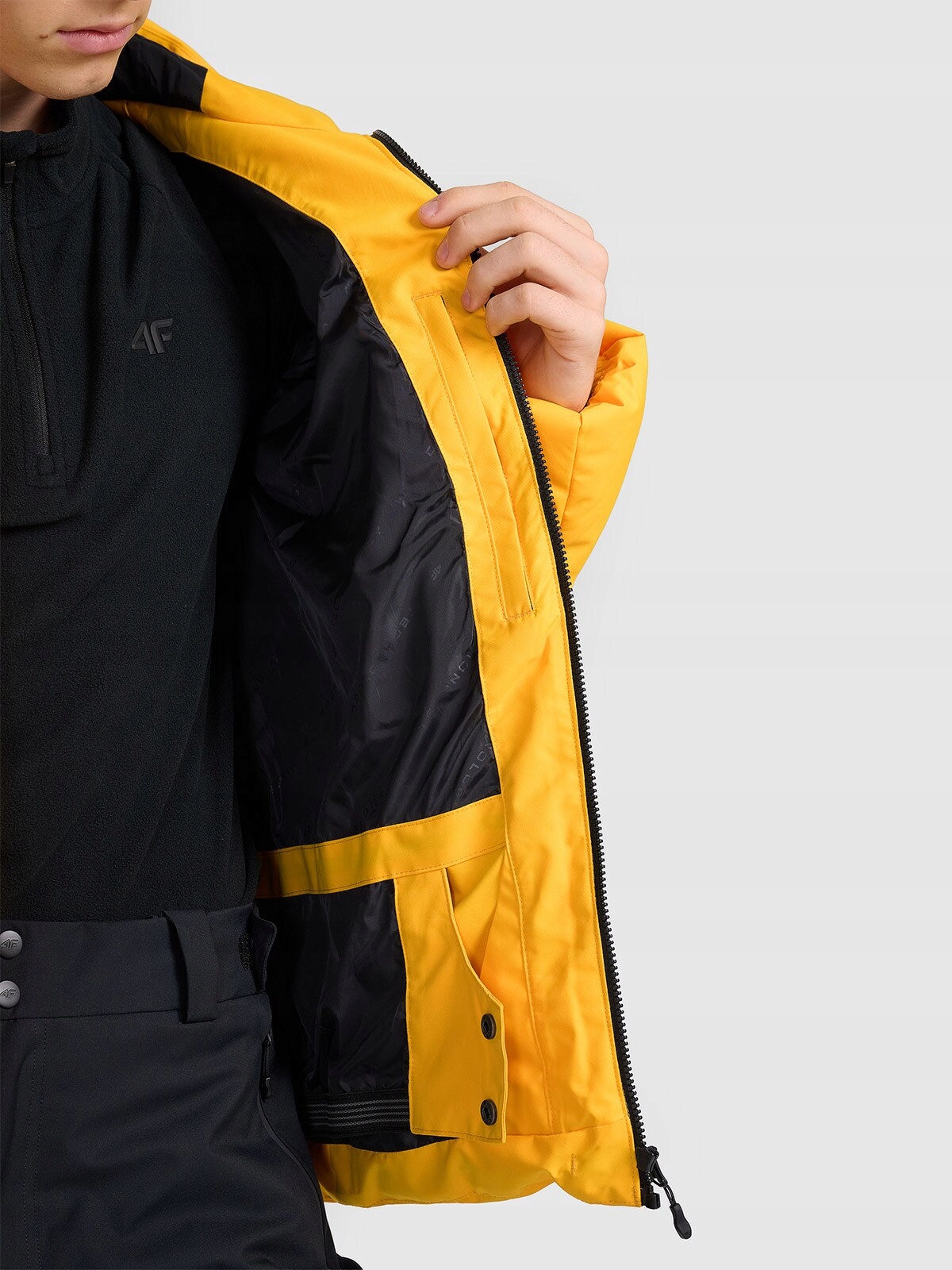 Hydrofobowa powłoka – Zabezpieczenie przed wilgocią