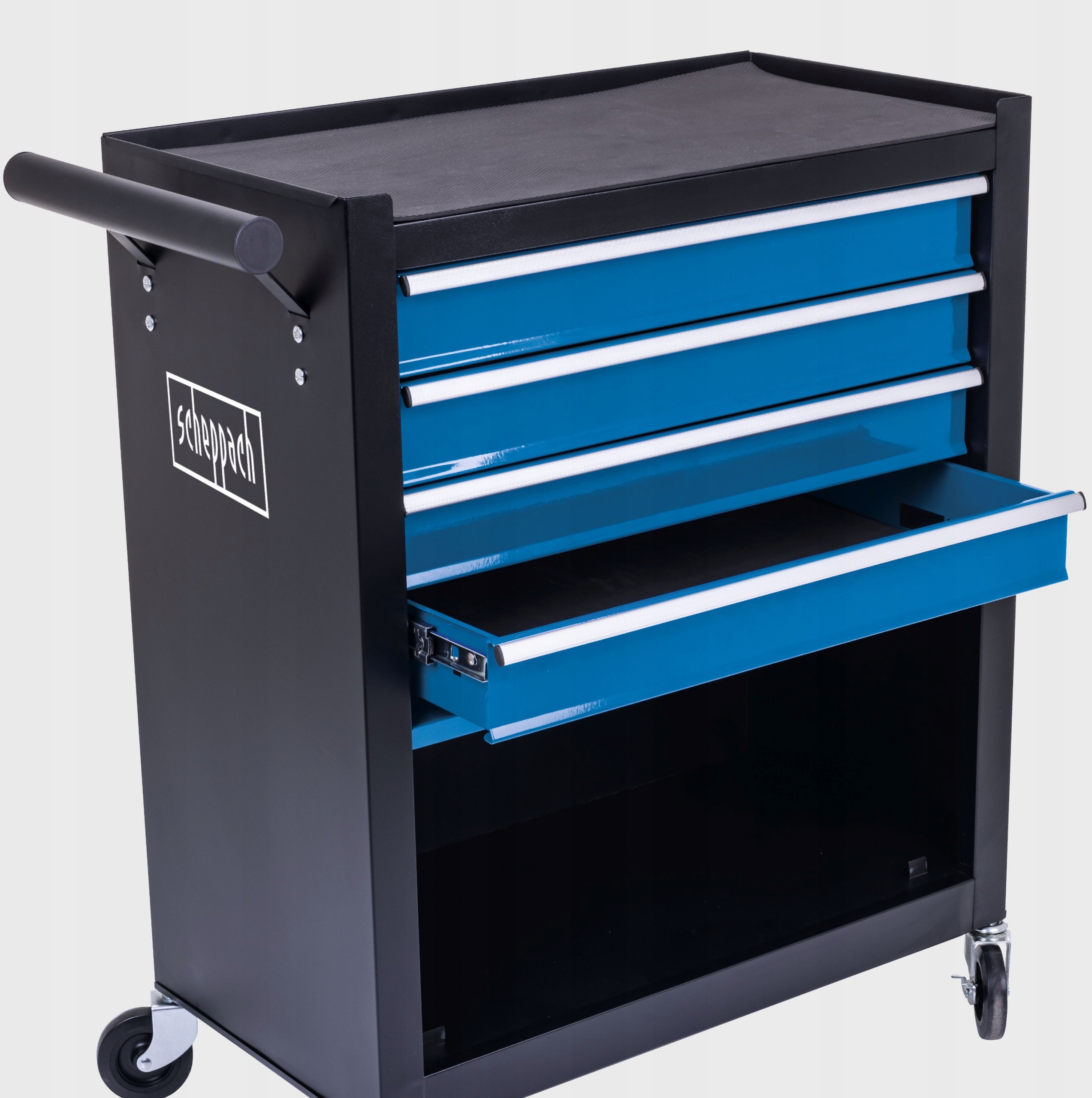 Cztery szuflady z antypoślizgowymi matami