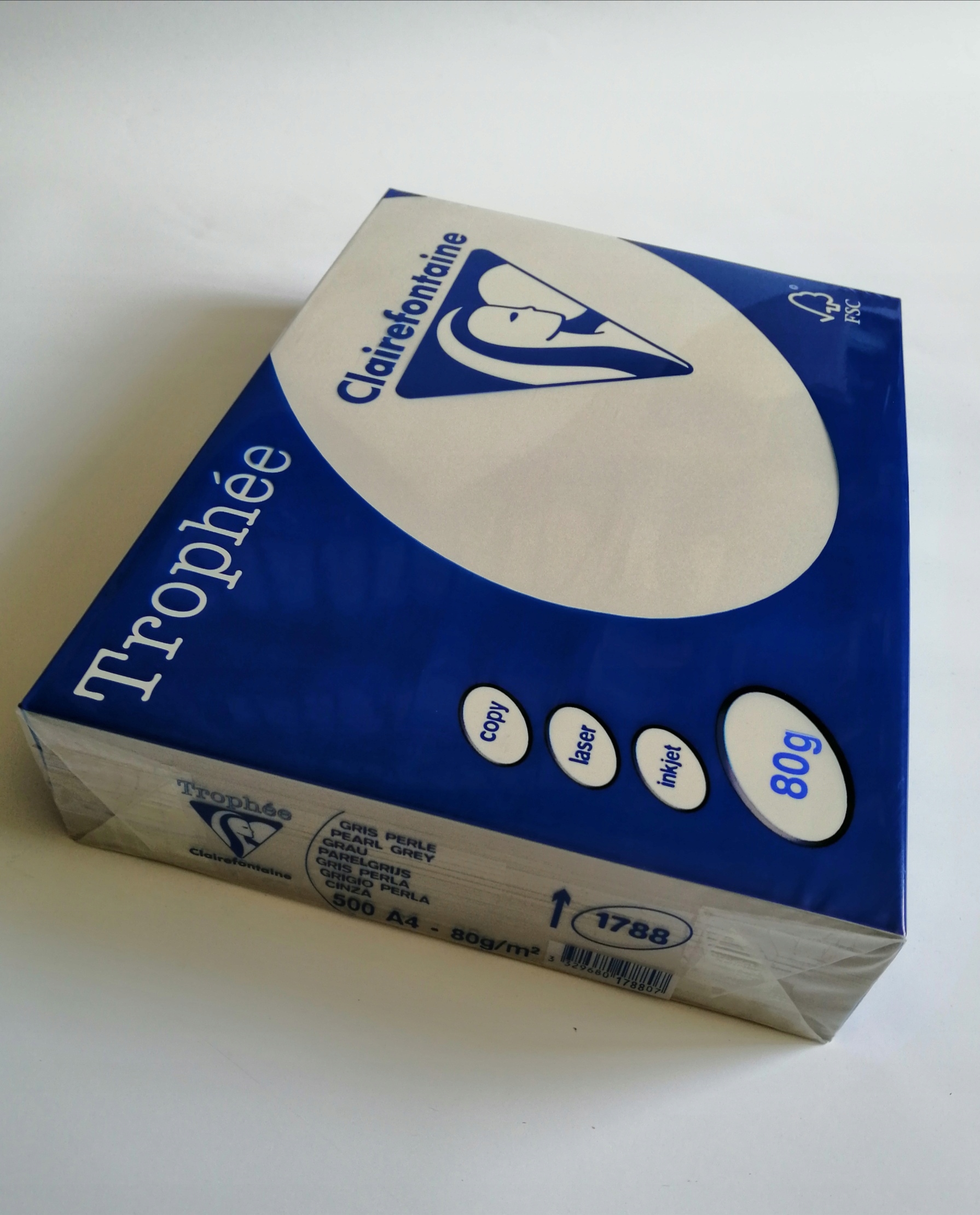 Papier xero A4 80g TROPHEE szary CLAIREFONTAINE – Idealny do biura