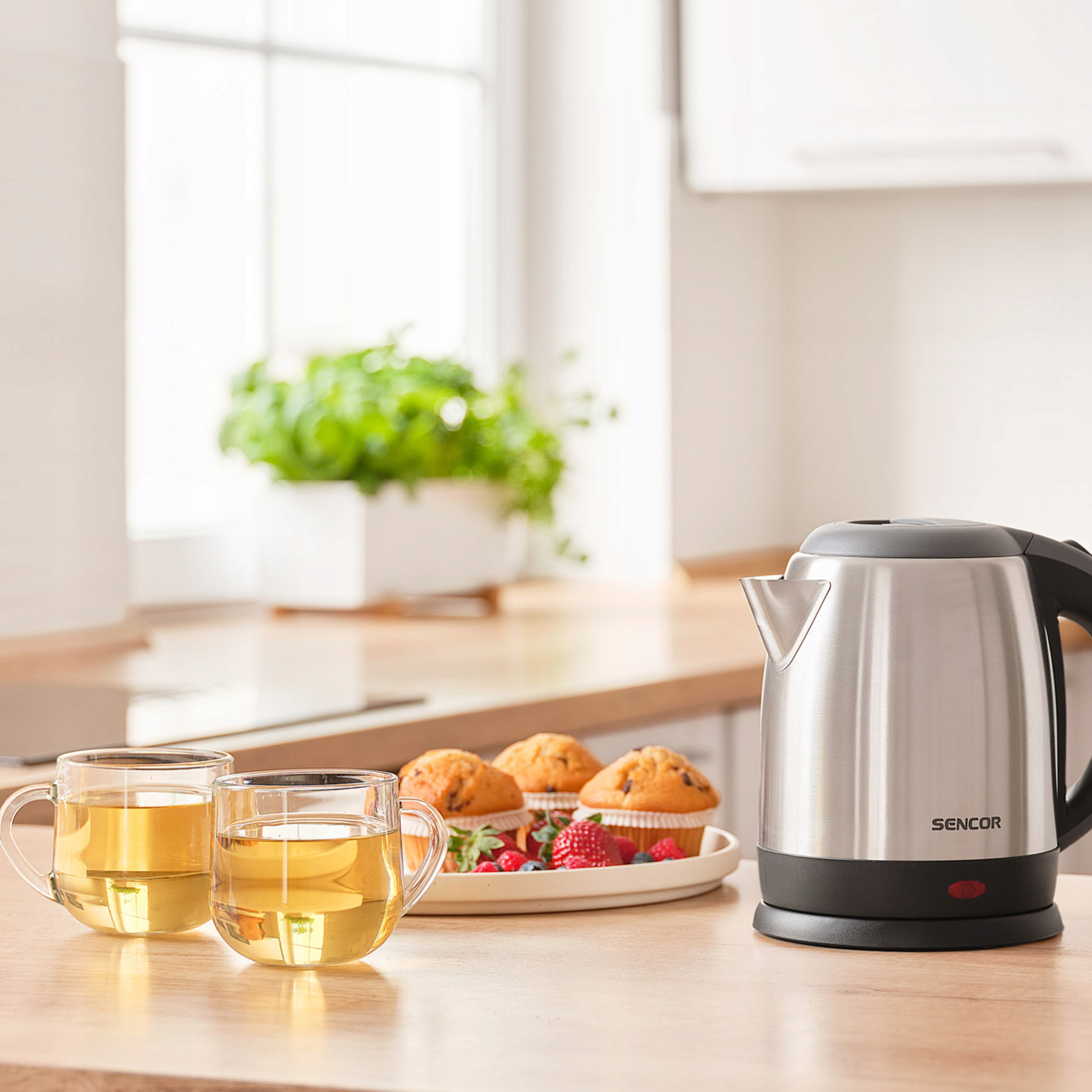 Pojemność 1,2 litra i moc 2000 W – Szybkie gotowanie wody