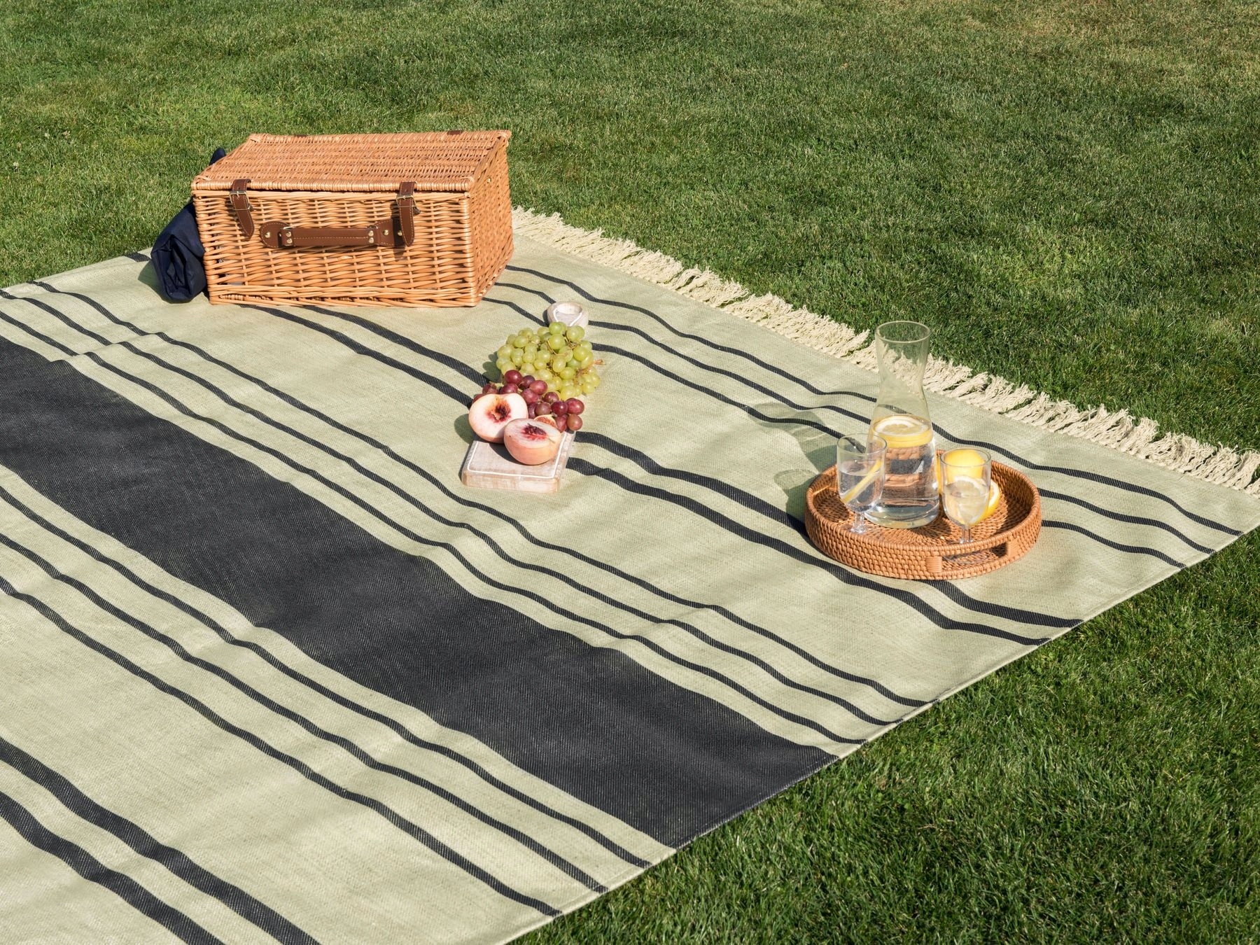Koc piknikowy BHONG 200 x 200 cm Beżowy – Idealny na każdą okazję