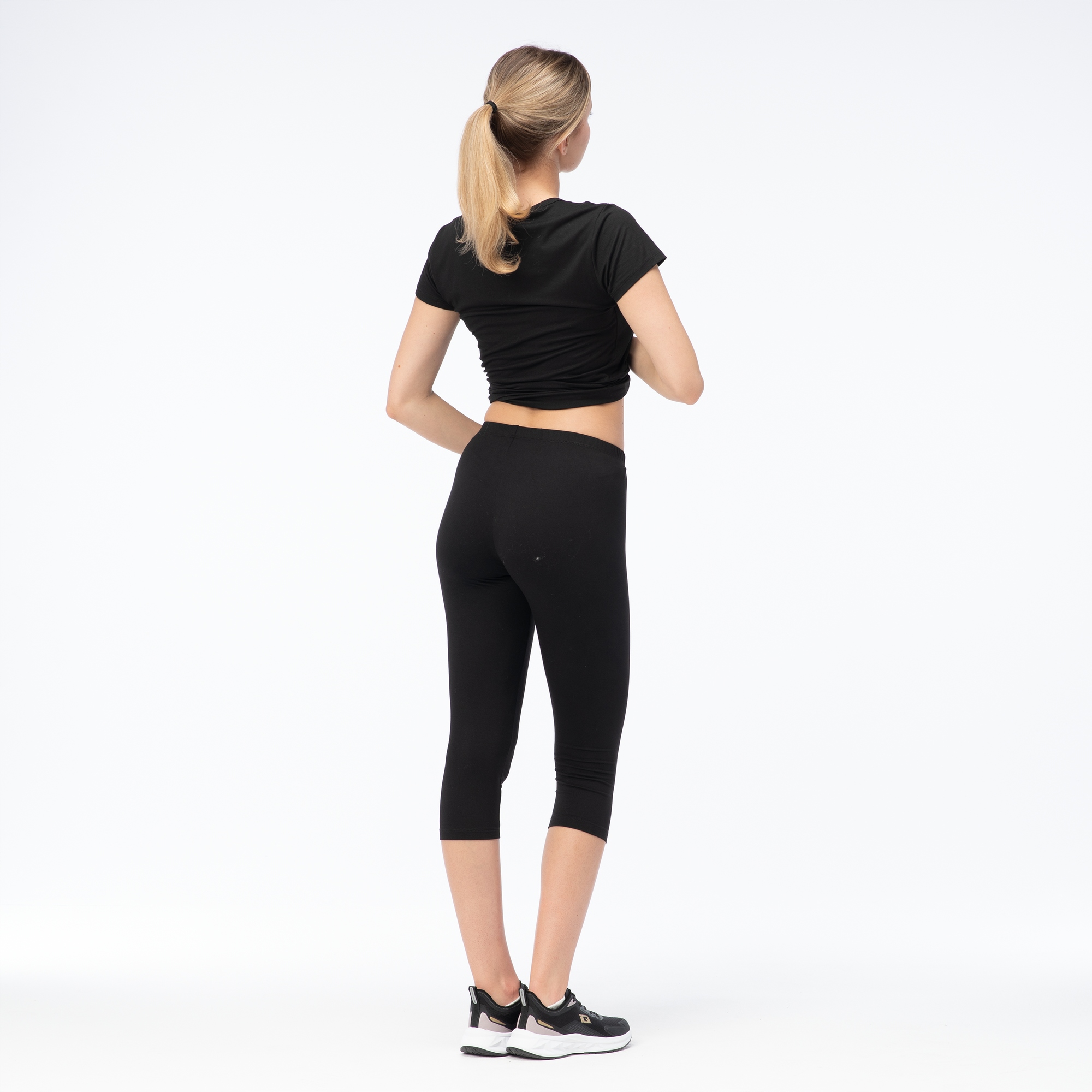 Damskie legginsy Iq Intelligence Quality SILKI 3/4 II WMNS – Komfort i wsparcie podczas aktywności