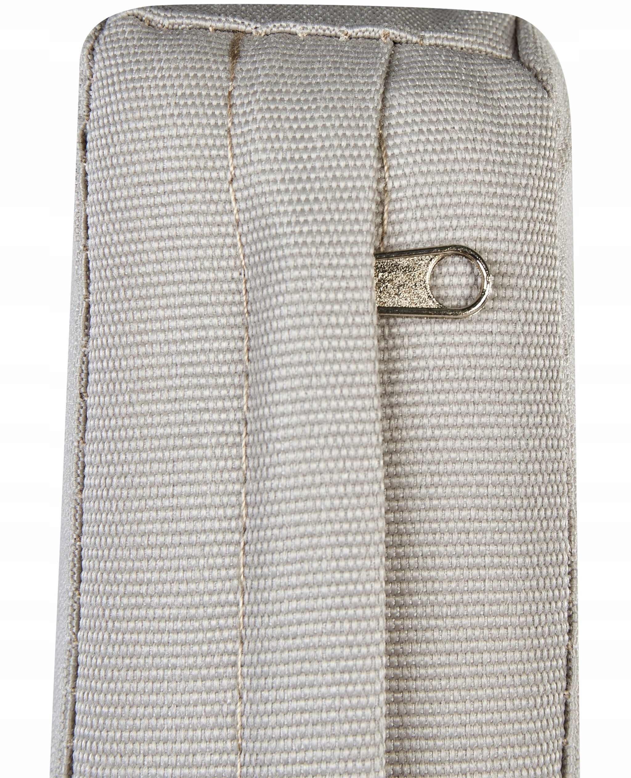 Funkcjonalność i wygoda – zdejmowane poszewki i możliwość sztaplowania