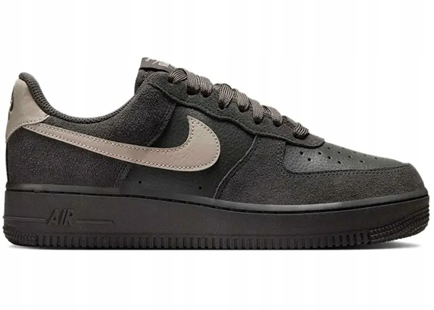 Nike W Air Force 1 Low II7650-200 – Klasyka stylu i komfortu